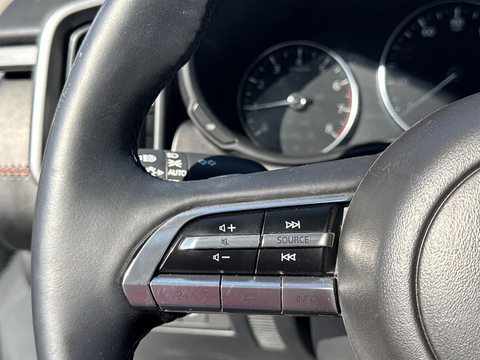 Thumbnail: 2023 Mazda CX-50 - 20