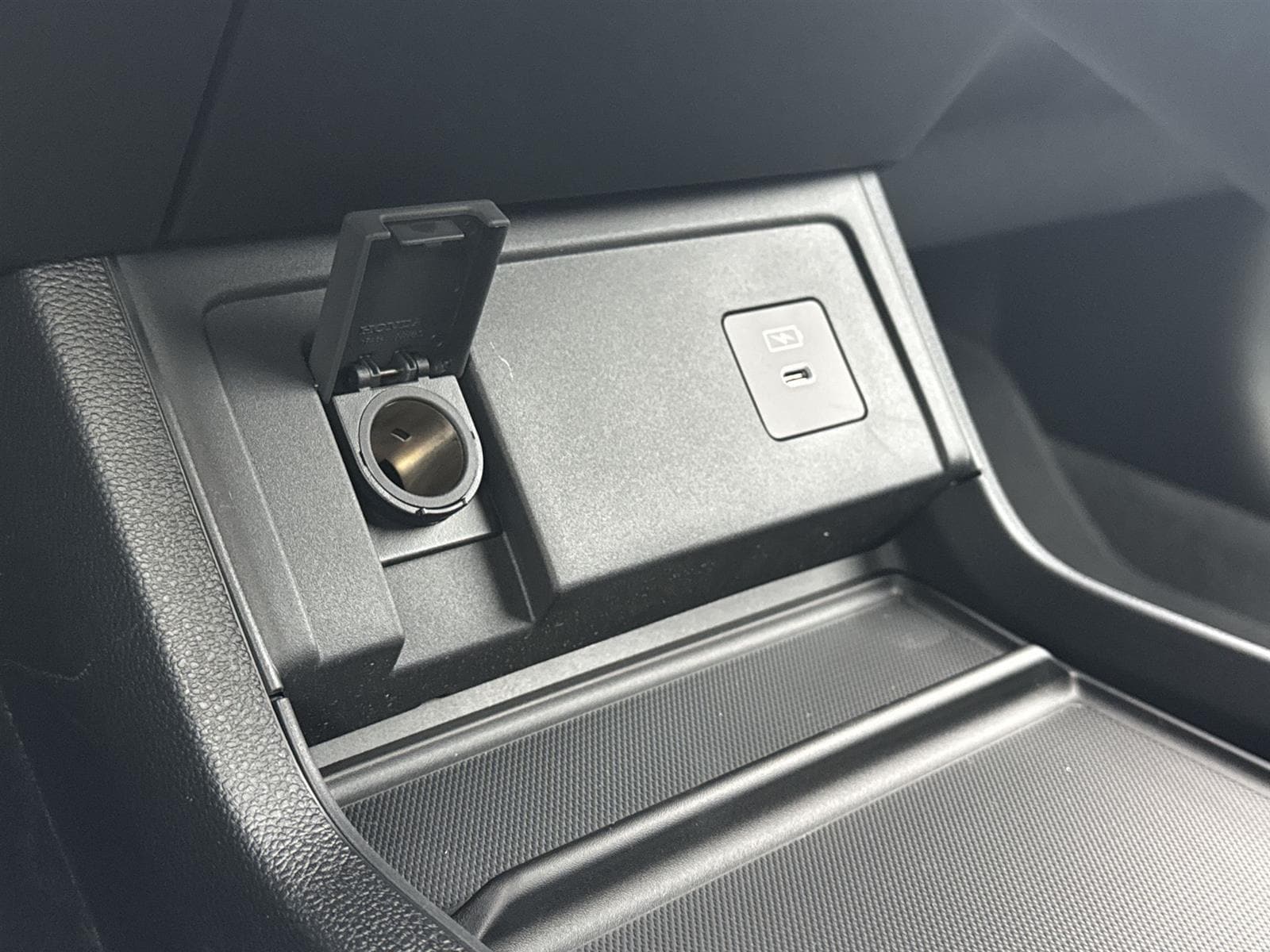 Thumbnail: 2026 Acura RDX - 29