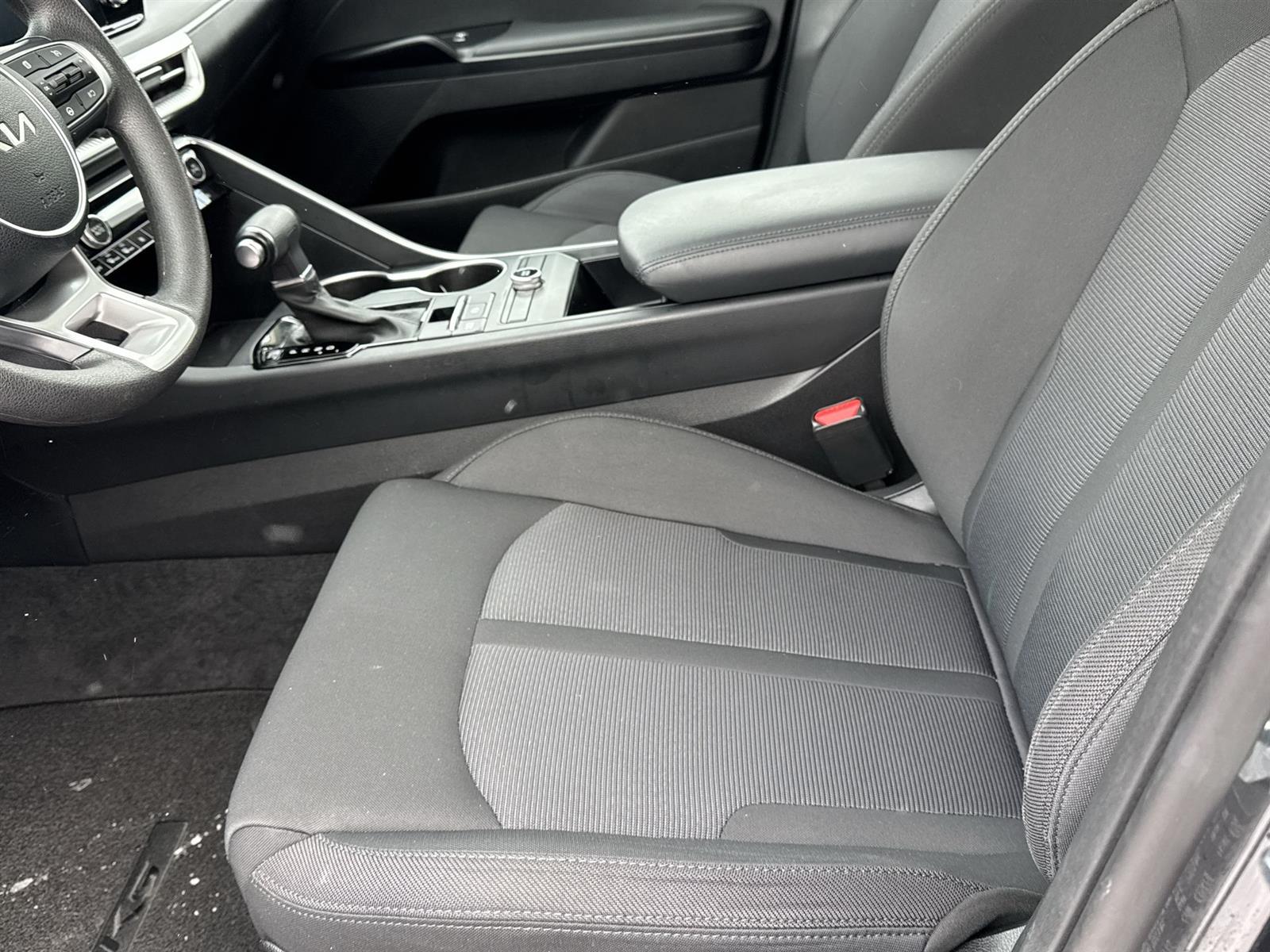 Thumbnail: 2023 Kia K5 - 12