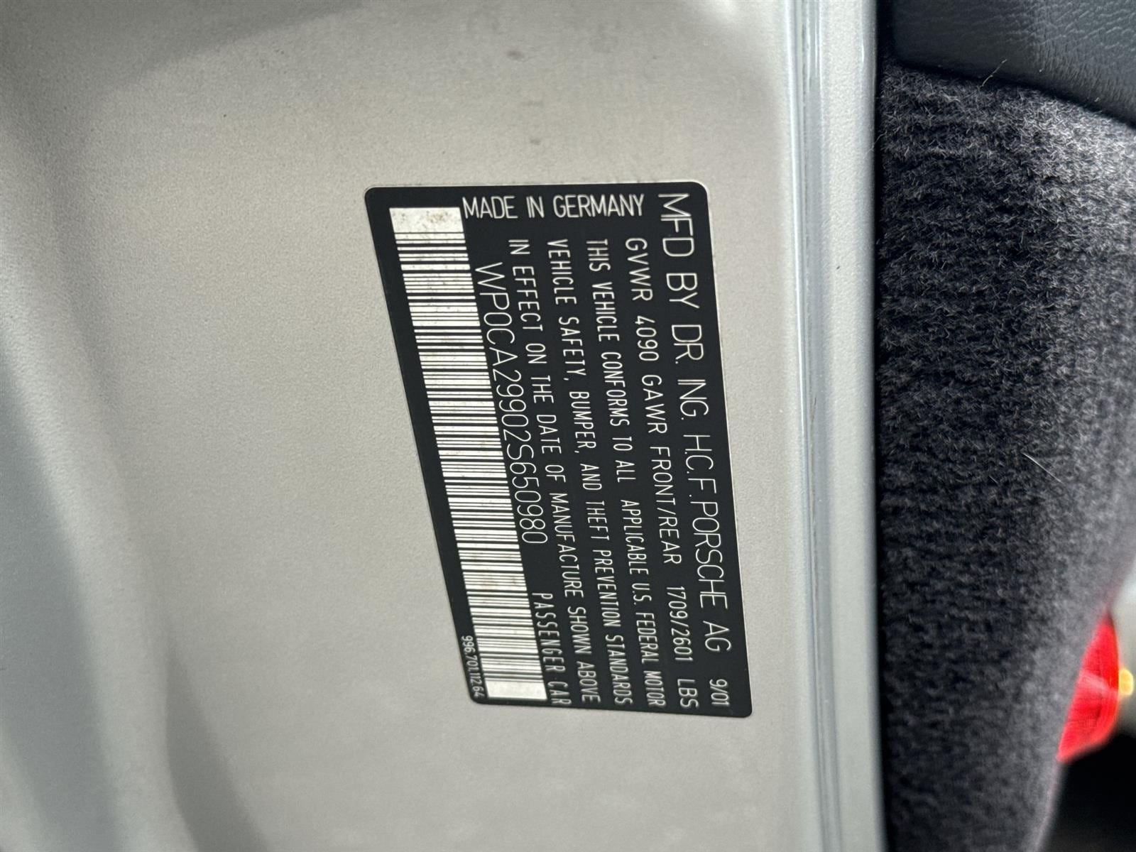 Thumbnail: 2002 Porsche 911 - 29