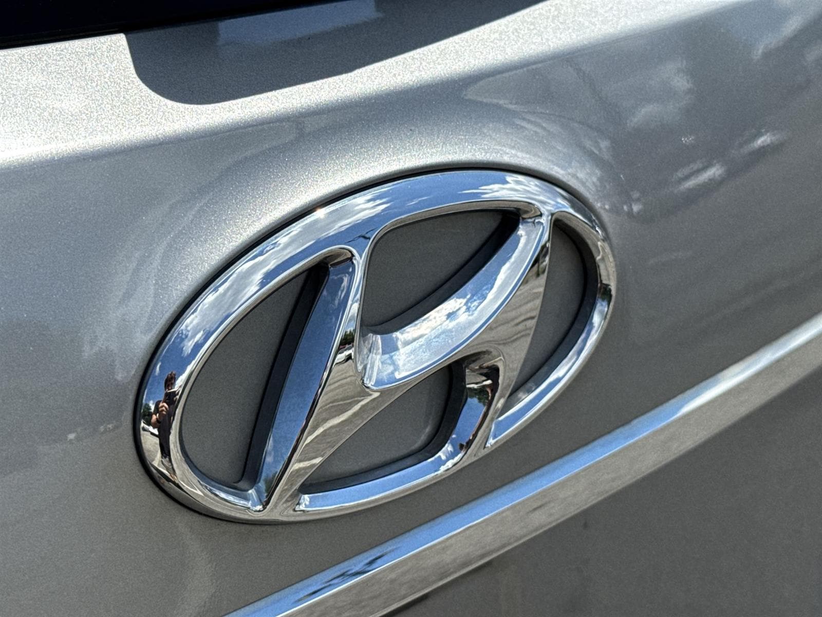 Thumbnail: 2019 Hyundai Santa Fe - 10