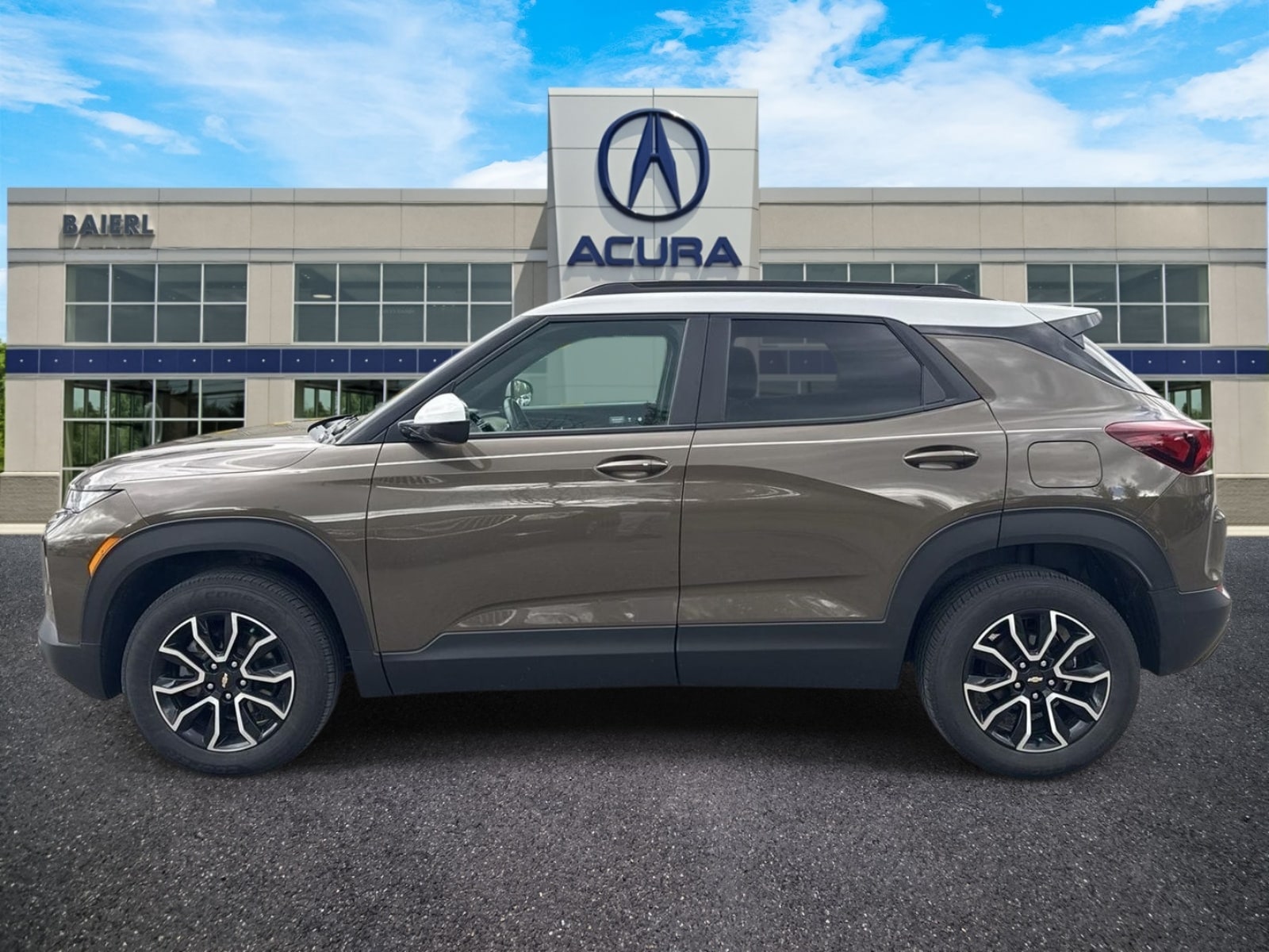 Thumbnail: 2021 Chevrolet TrailBlazer - 2