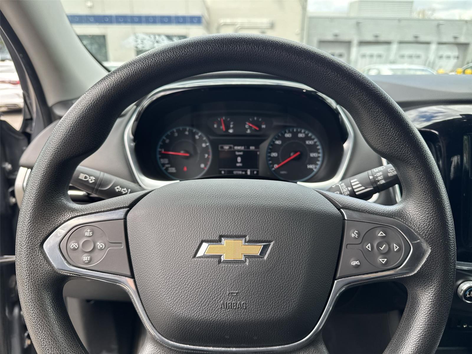 Thumbnail: 2018 Chevrolet Traverse - 17