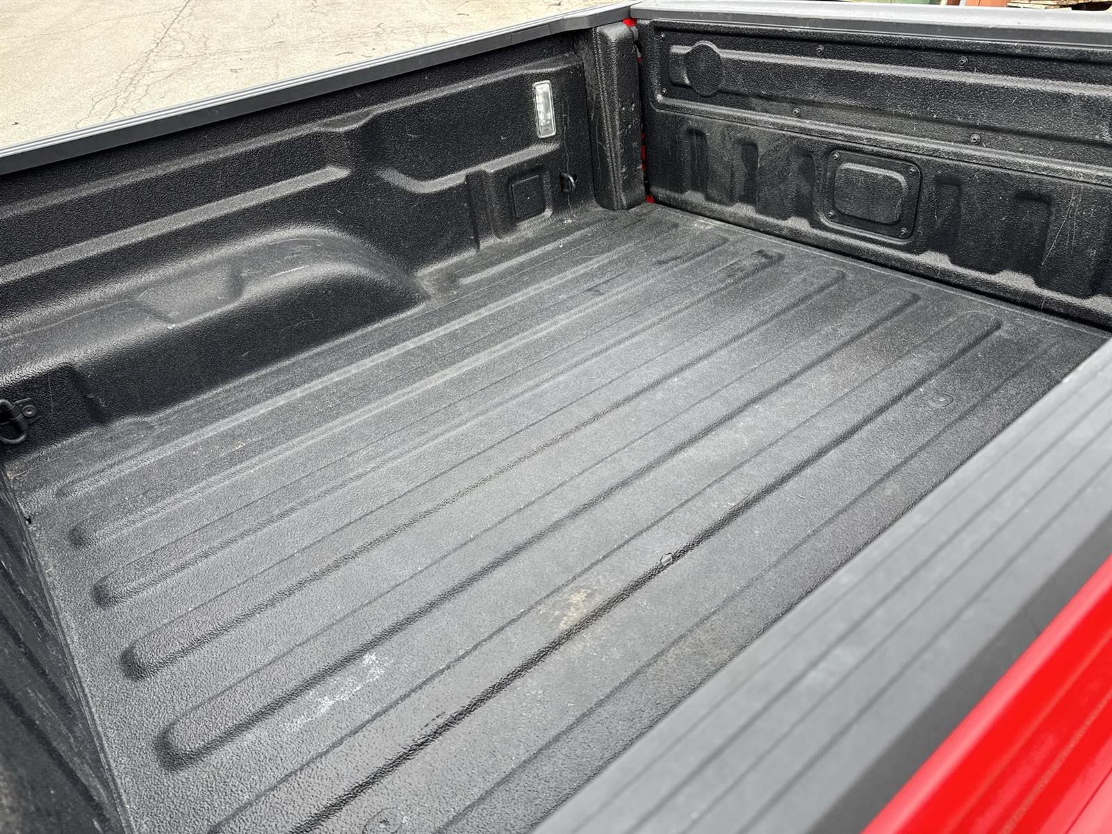 Thumbnail: 2021 Jeep Gladiator - 28