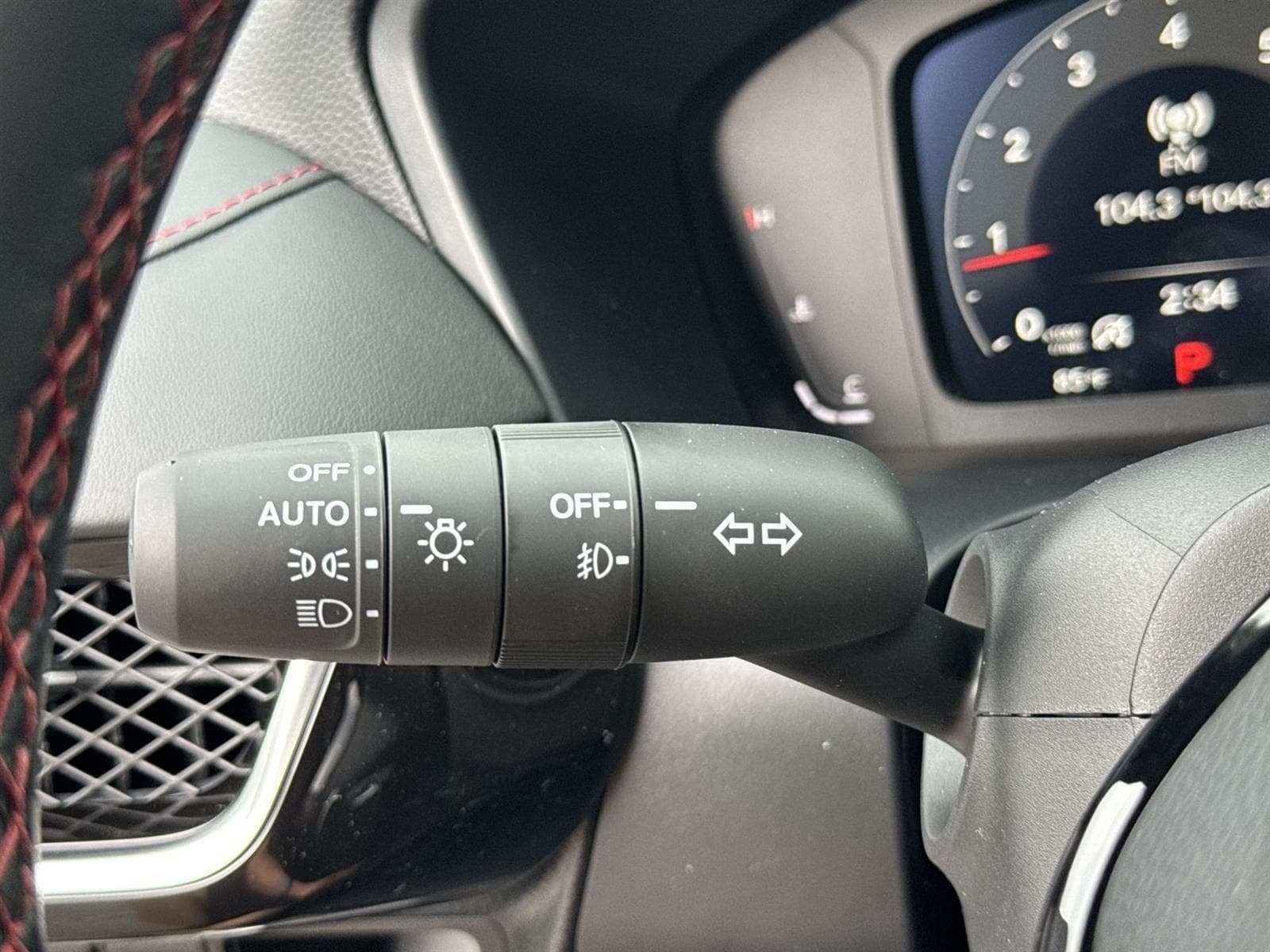 Thumbnail: 2025 Acura ADX - 22