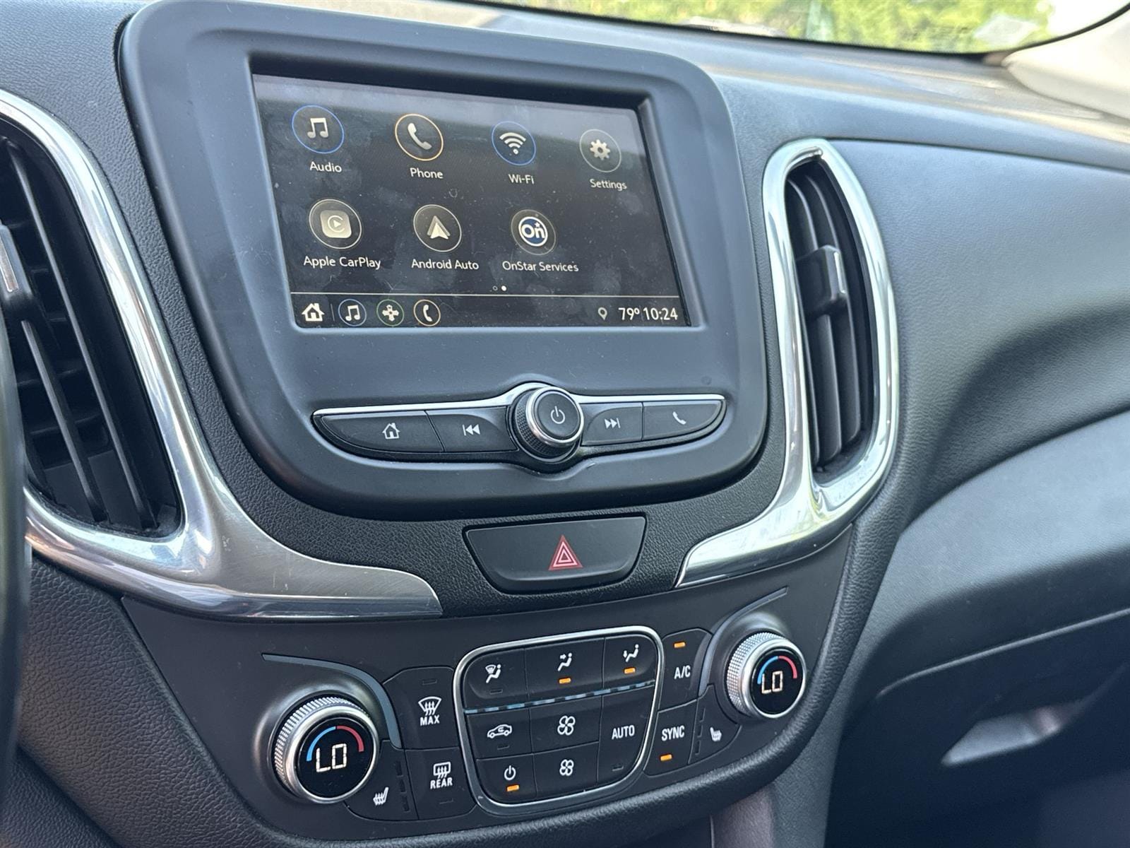 Thumbnail: 2019 Chevrolet Equinox - 23