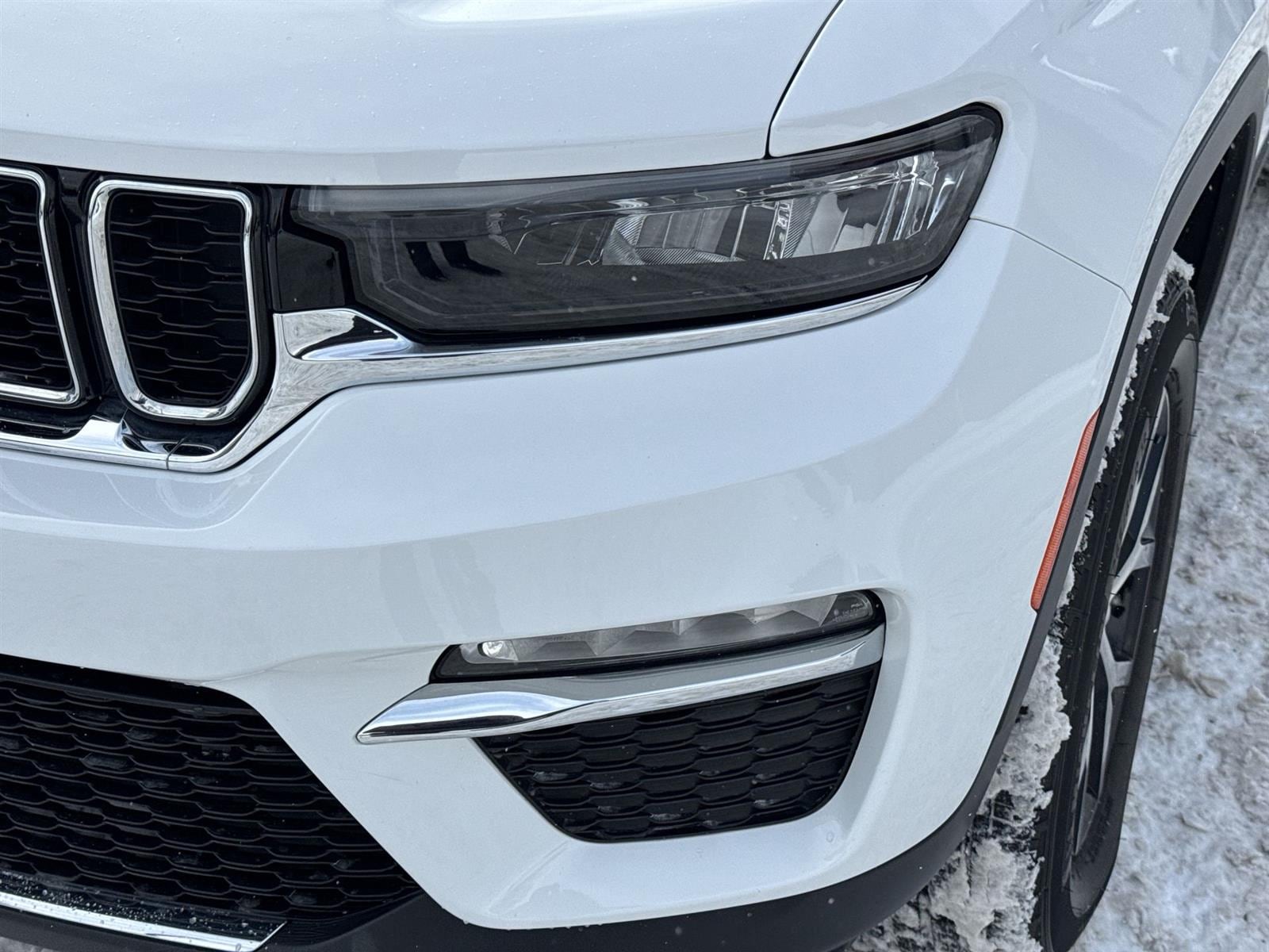 Thumbnail: 2023 Jeep Grand Cherokee - 9