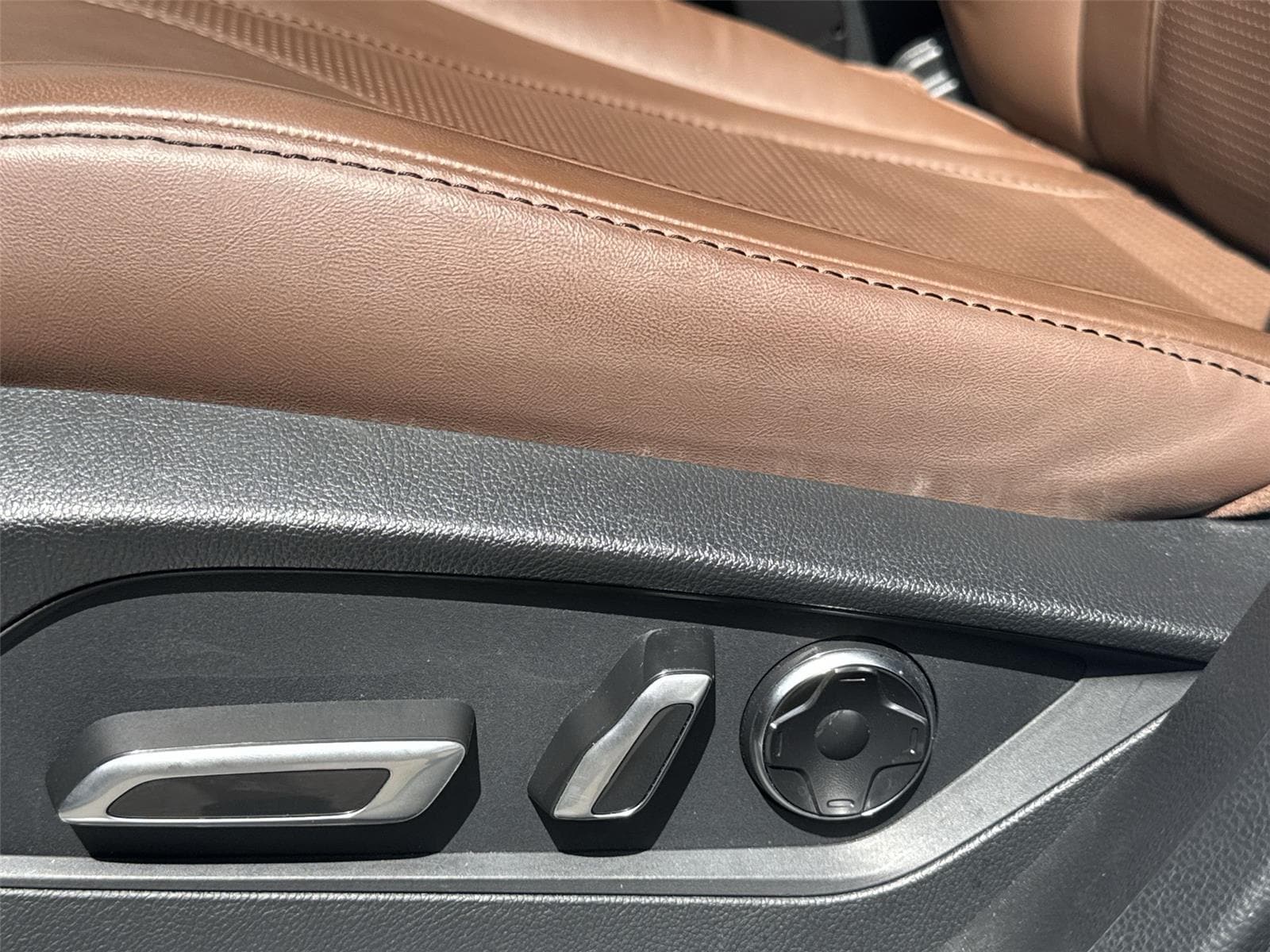 Thumbnail: 2021 Acura RDX - 14