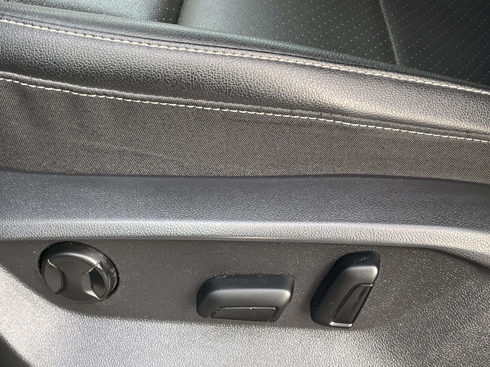 Thumbnail: 2023 Kia Seltos - 44