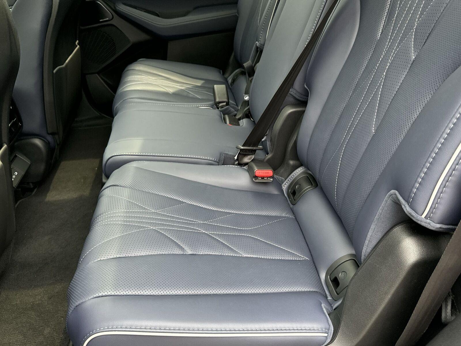 2025 Acura MDX Advance 17