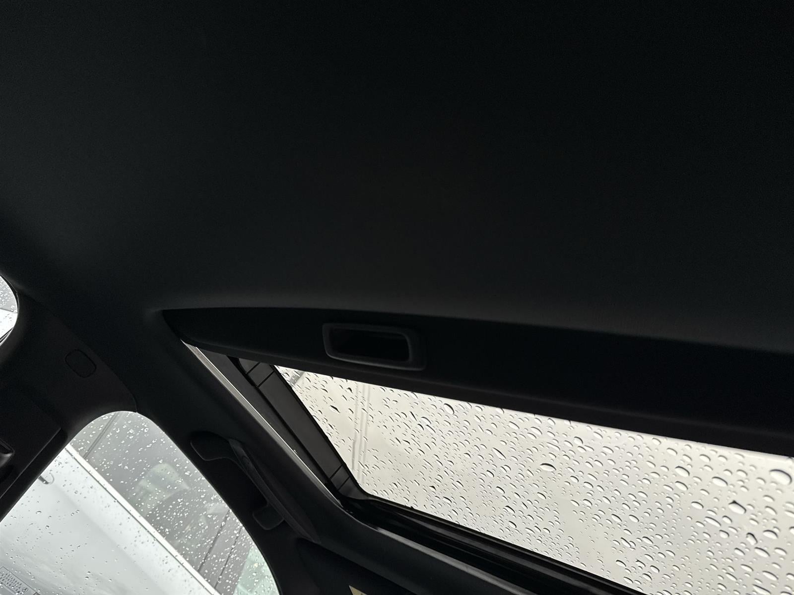 Thumbnail: 2025 Acura Integra - 16