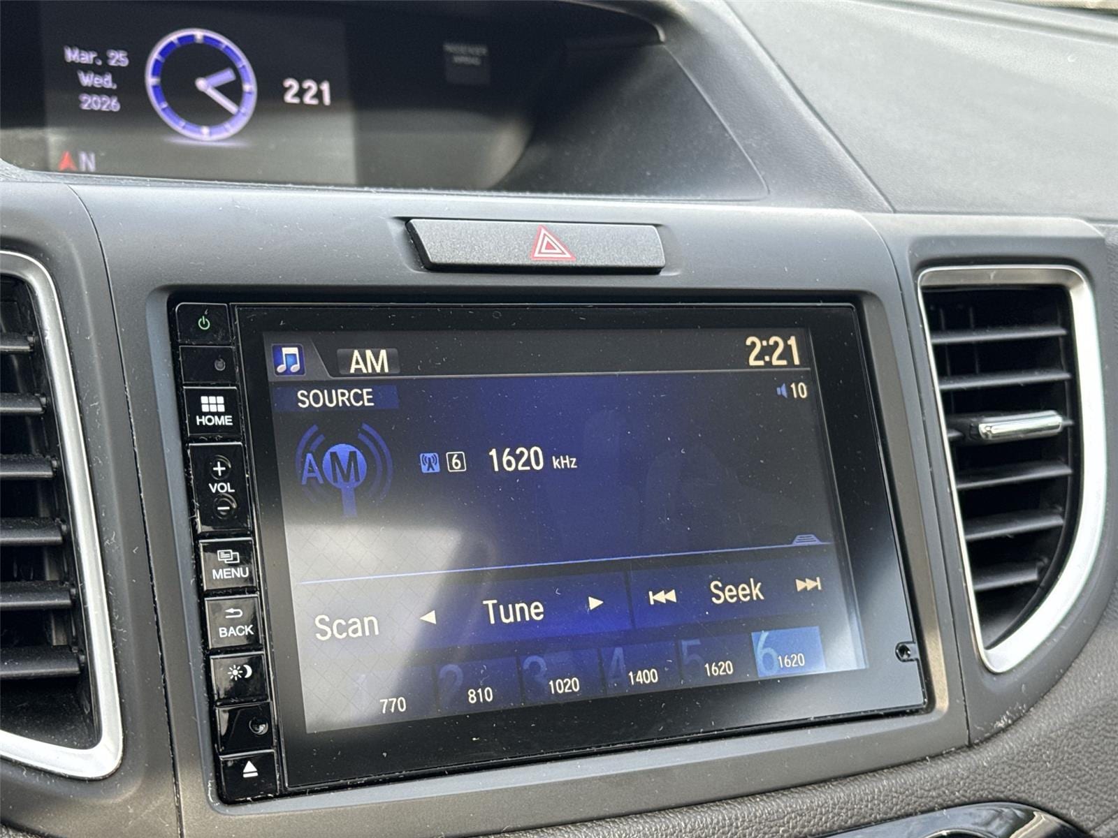 Thumbnail: 2016 Honda CR-V - 18