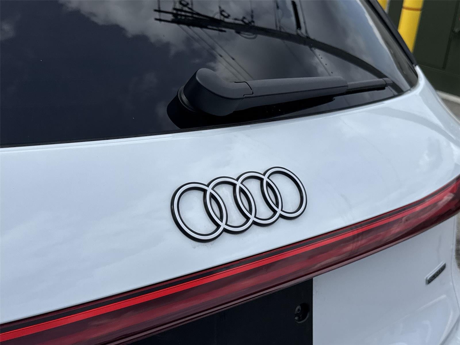 Thumbnail: 2025 Audi Q5 - 9