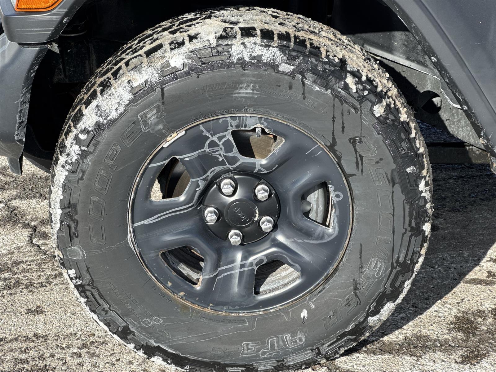 Thumbnail: 2021 Jeep Wrangler - 10