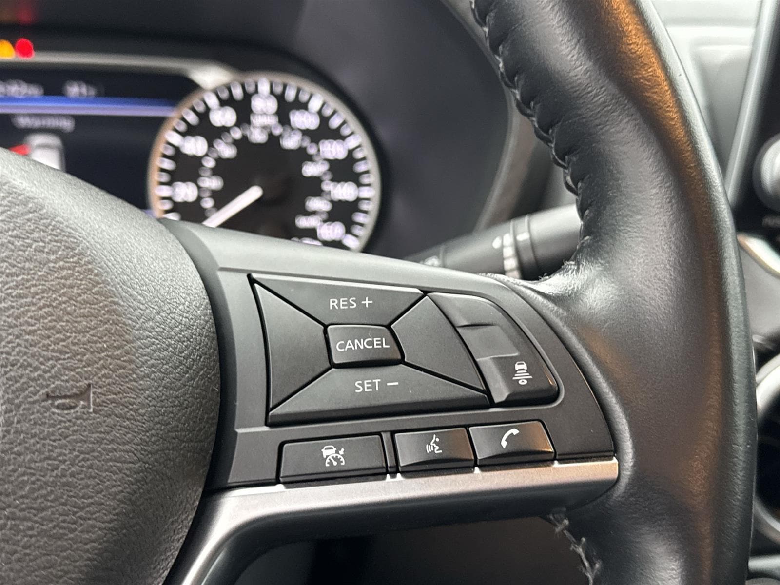 Thumbnail: 2022 Nissan Sentra - 19