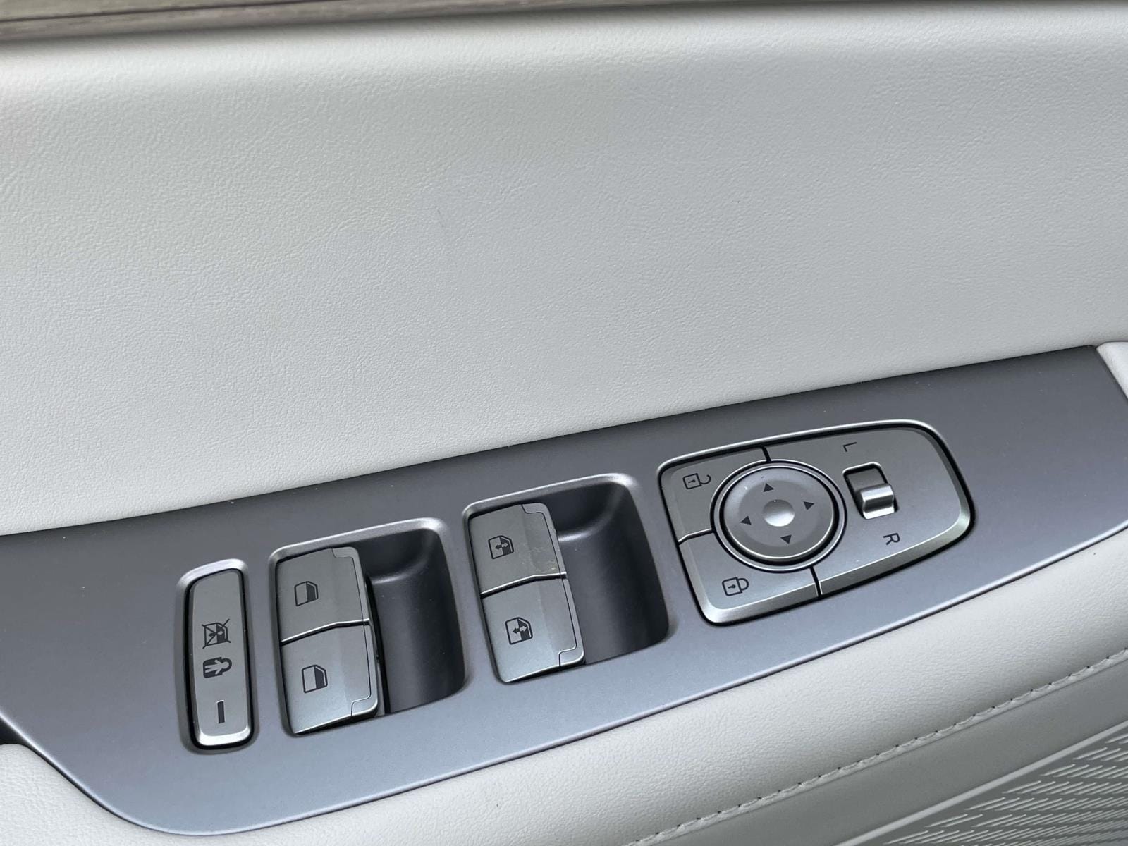 Thumbnail: 2022 Hyundai Palisade - 13