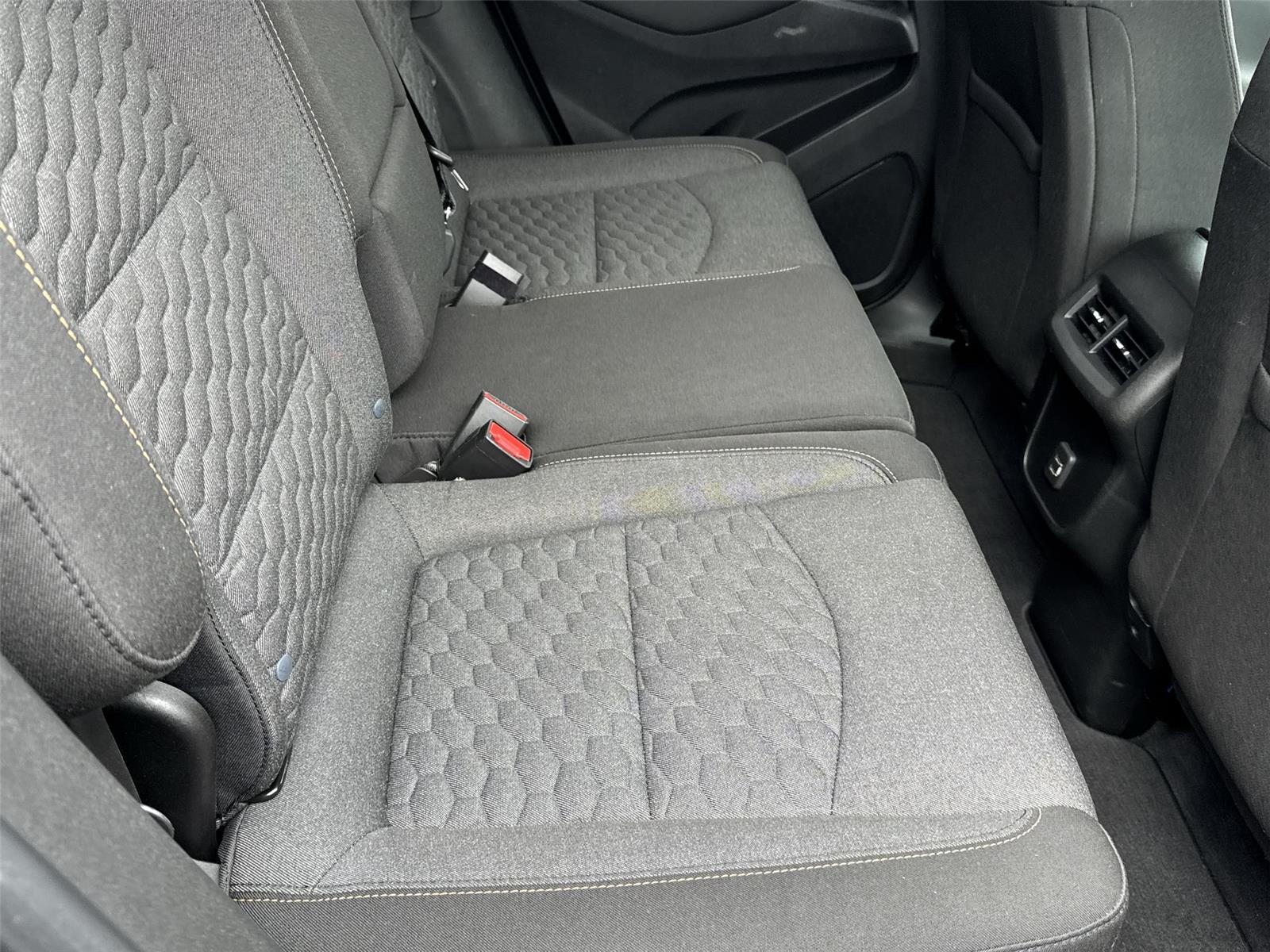 Thumbnail: 2021 Chevrolet Equinox - 14