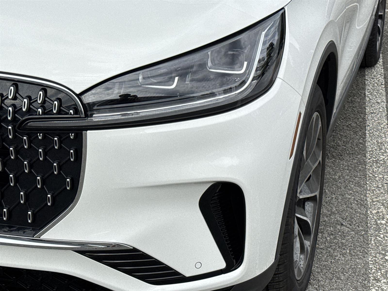 Thumbnail: 2025 Lincoln Aviator - 9