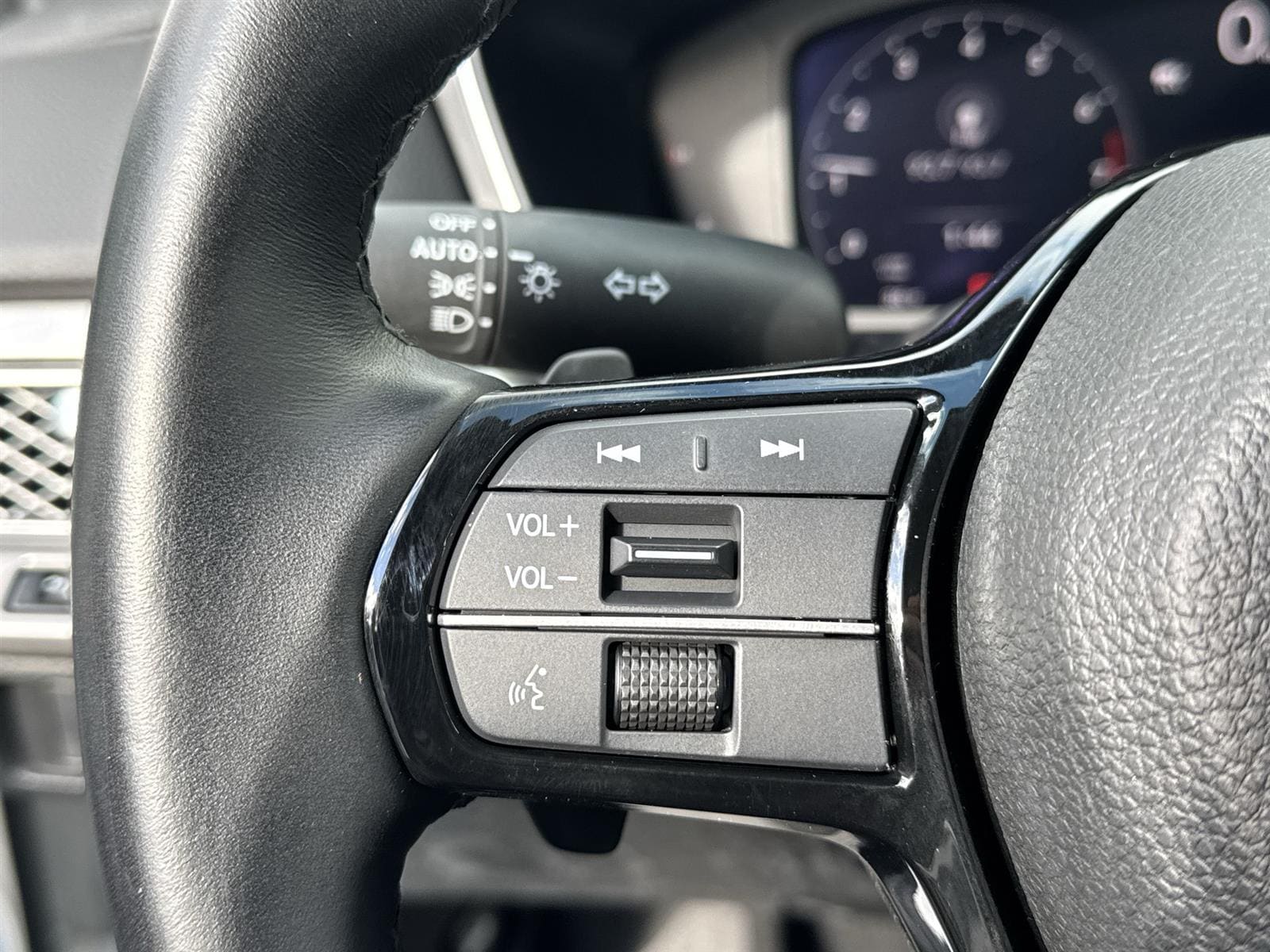 Thumbnail: 2023 Acura Integra - 21