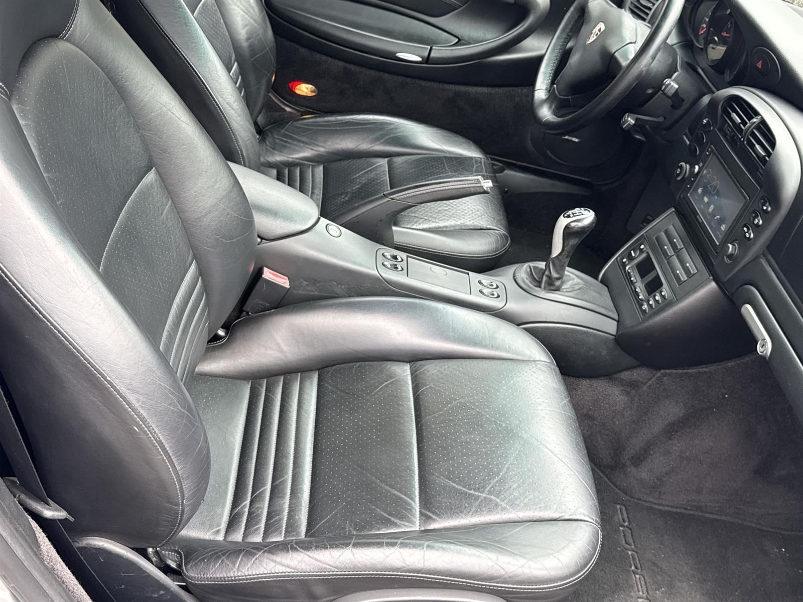 Thumbnail: 2002 Porsche 911 - 17