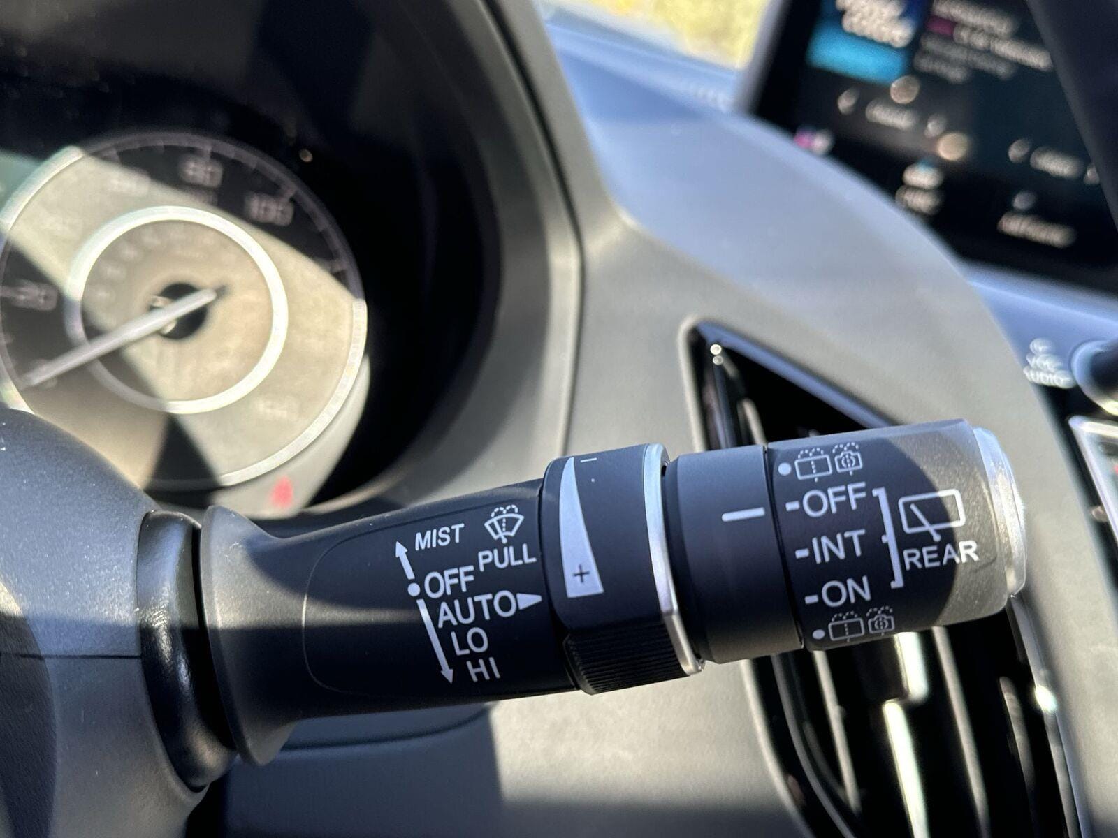 Thumbnail: 2026 Acura RDX - 24