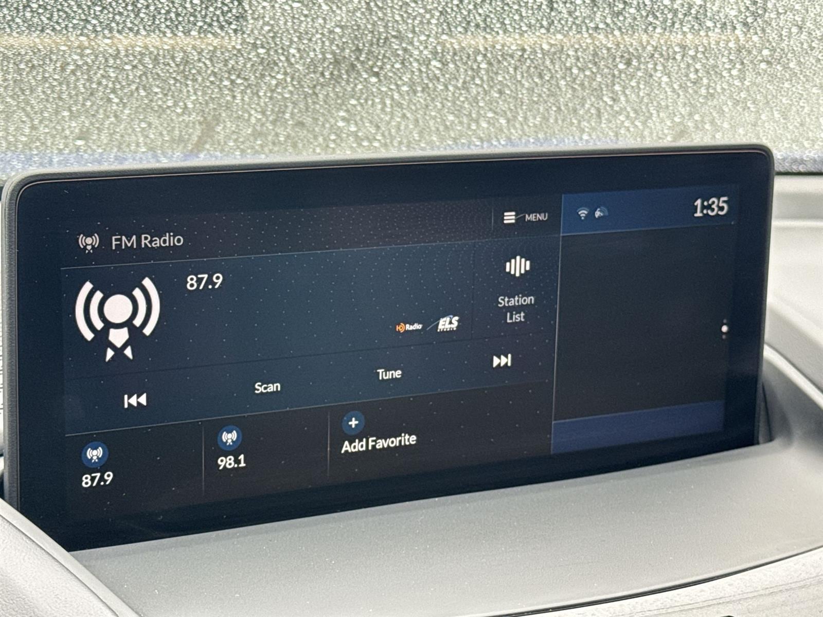 Thumbnail: 2023 Acura RDX - 25