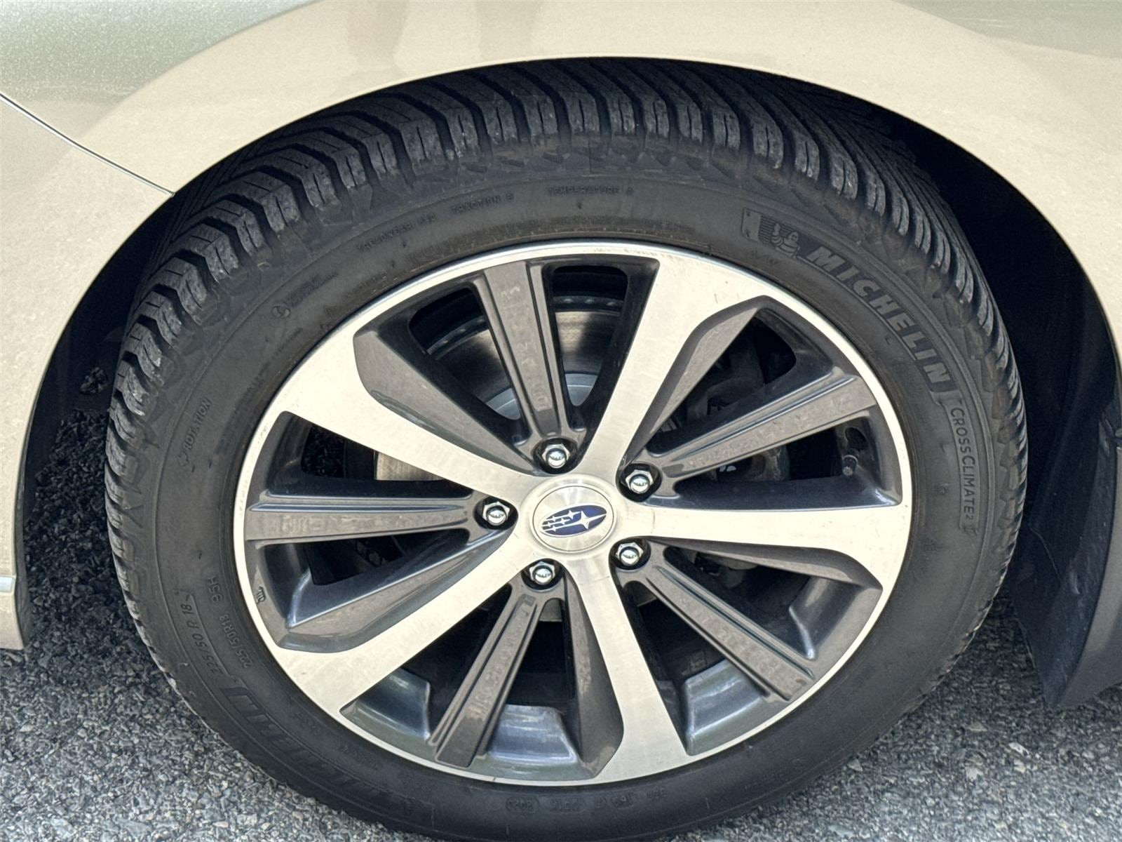Thumbnail: 2018 Subaru Legacy - 10
