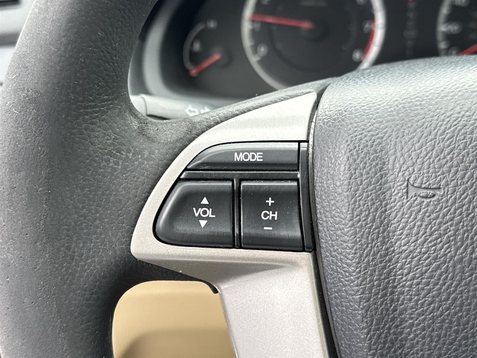 Thumbnail: 2012 Honda Accord - 19