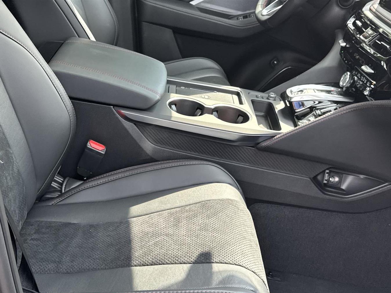 Thumbnail: 2026 Acura MDX - 17