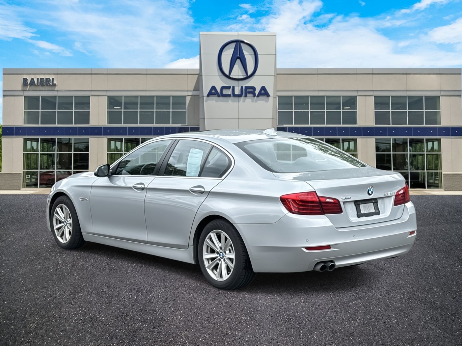 2015 BMW 5 Series 528i xDrive 3