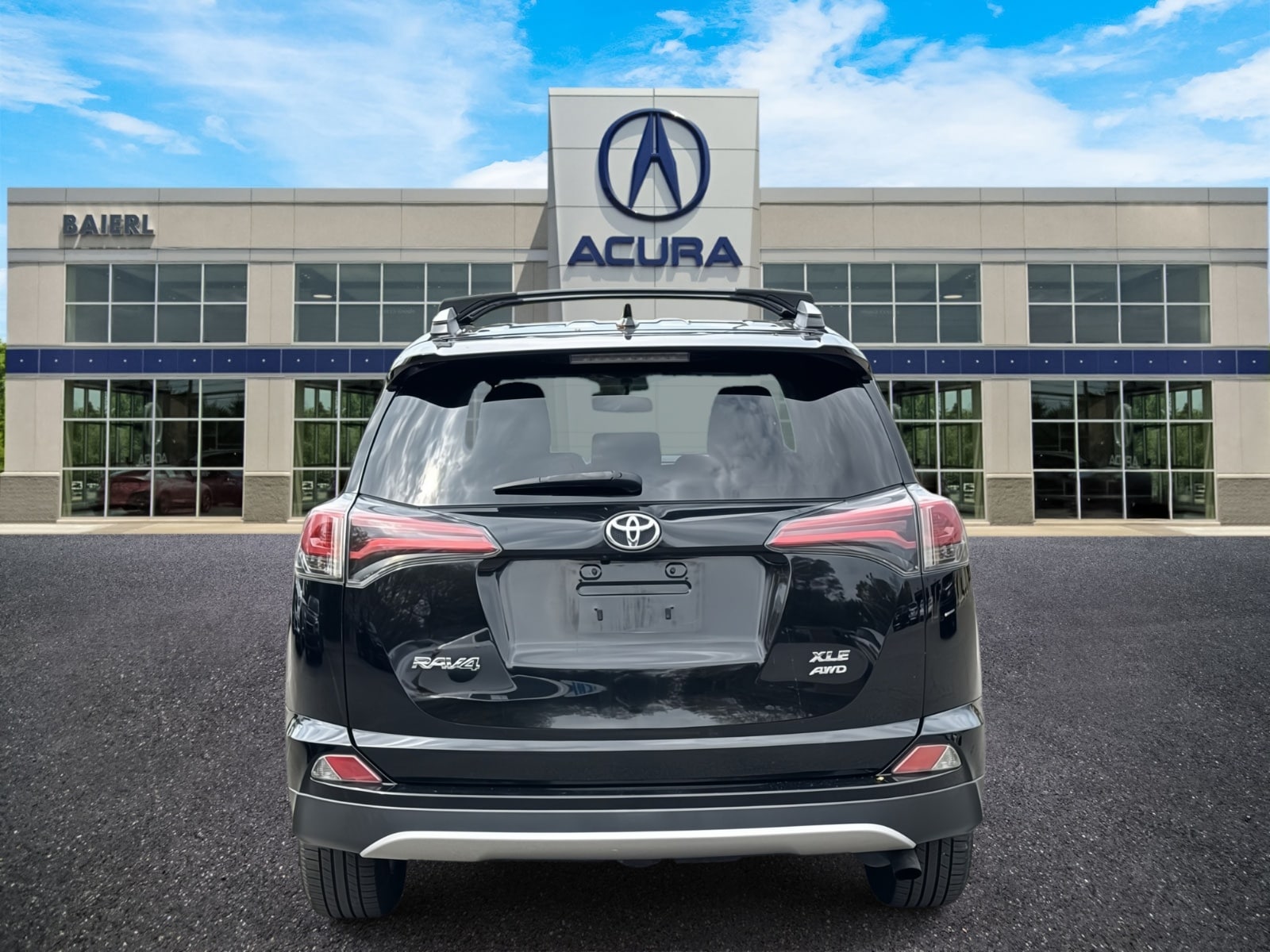 Thumbnail: 2016 Toyota RAV4 - 4