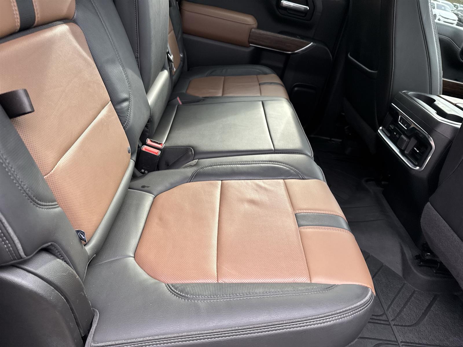 Thumbnail: 2020 Chevrolet Silverado 1500 - 17