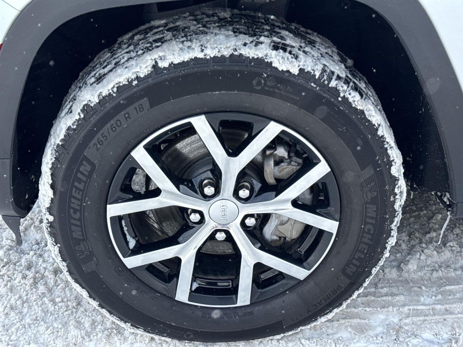 Thumbnail: 2023 Jeep Grand Cherokee - 11