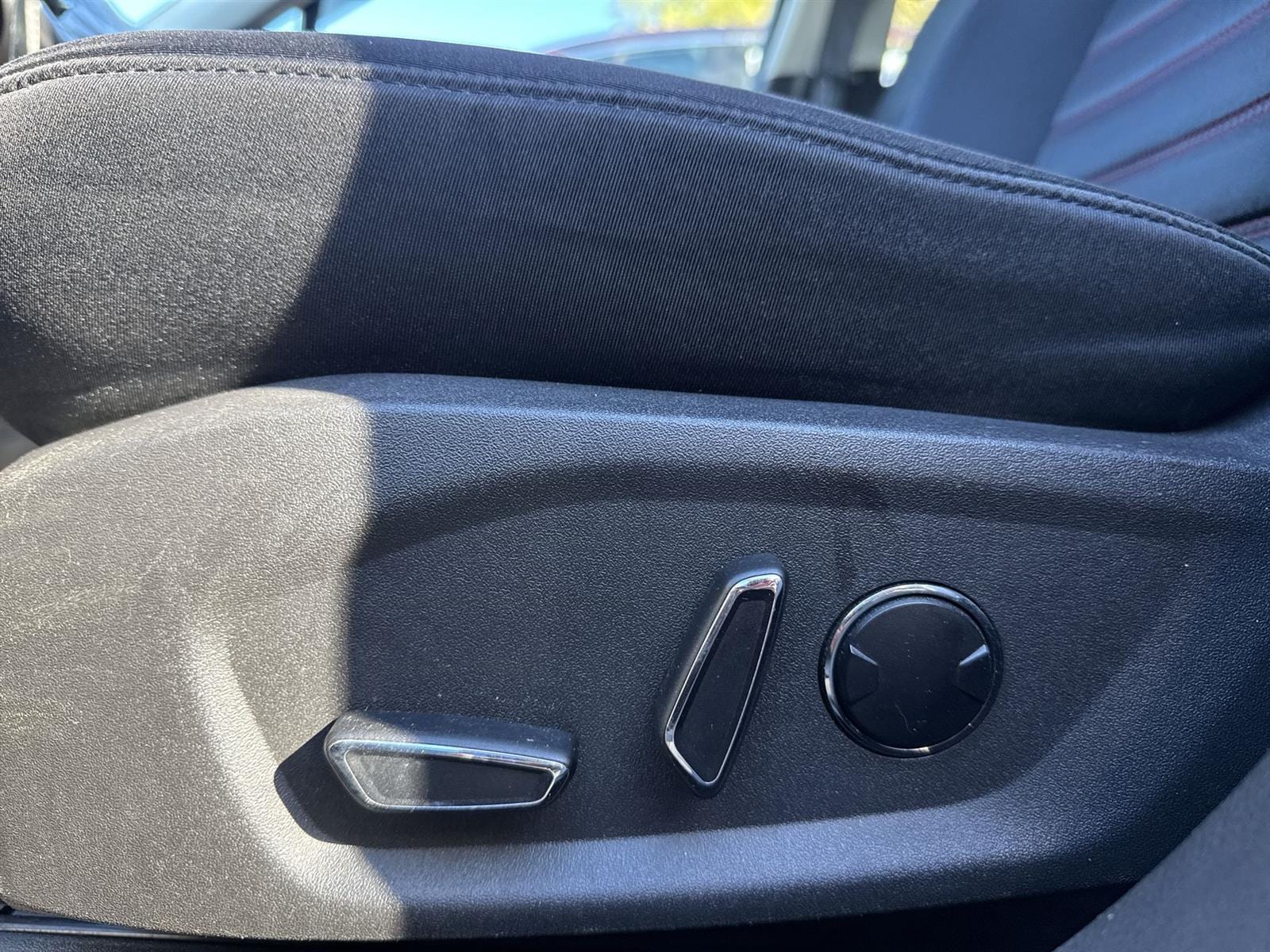 Thumbnail: 2013 Ford Fusion - 14