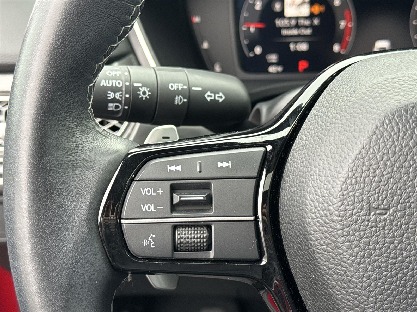 Thumbnail: 2023 Acura Integra - 19