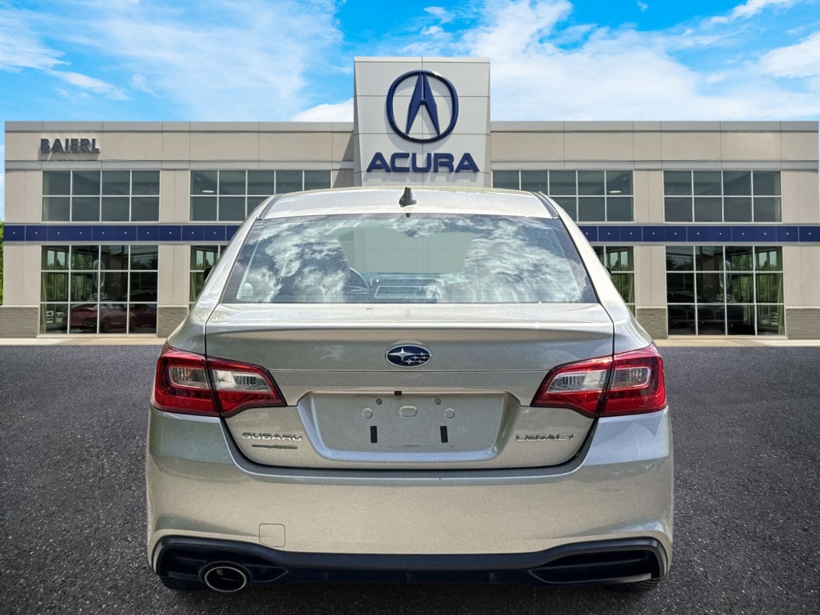 Thumbnail: 2018 Subaru Legacy - 4