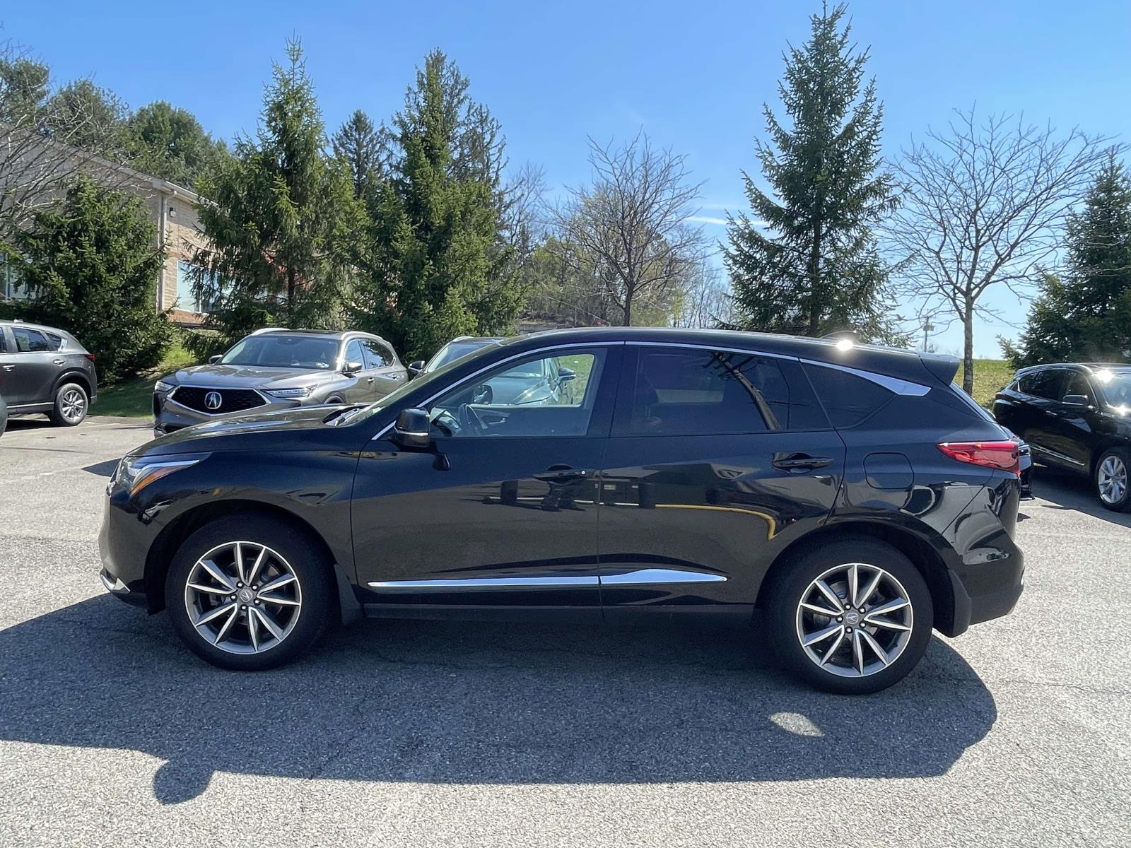 Thumbnail: 2024 Acura RDX - 2