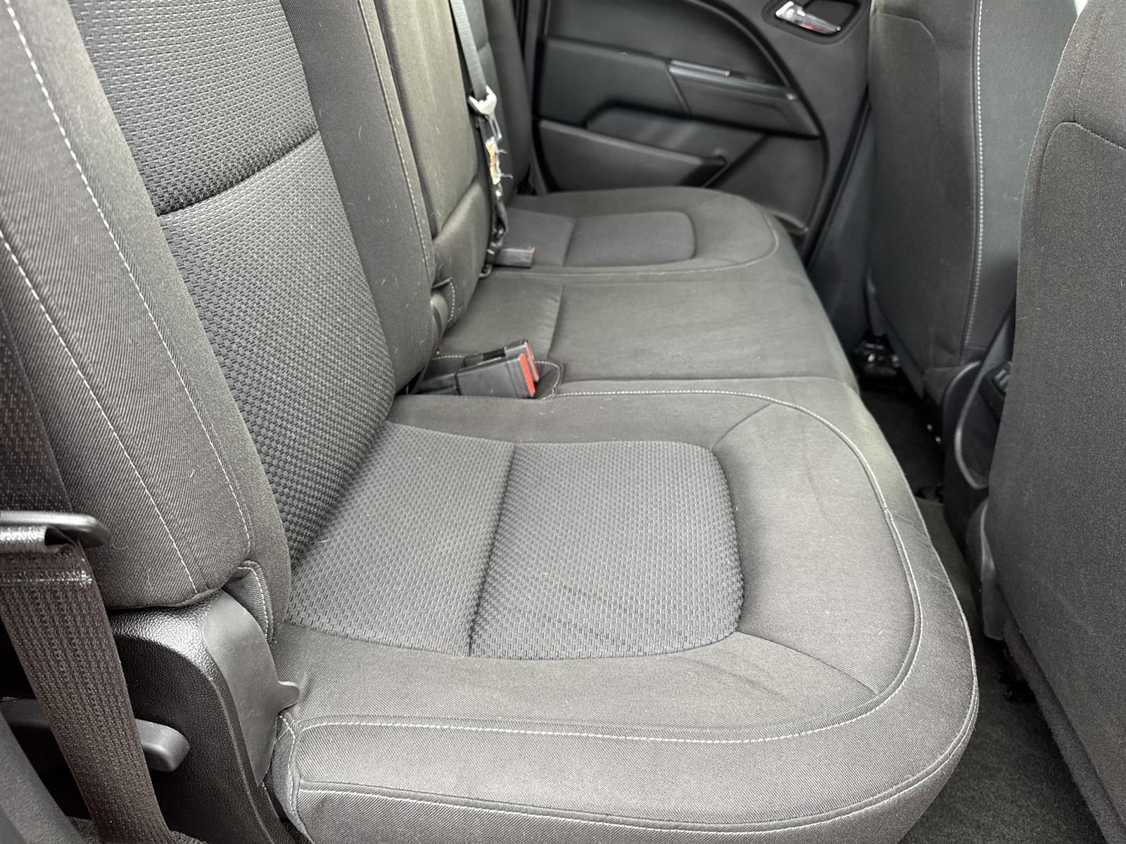 Thumbnail: 2016 Chevrolet Colorado - 15