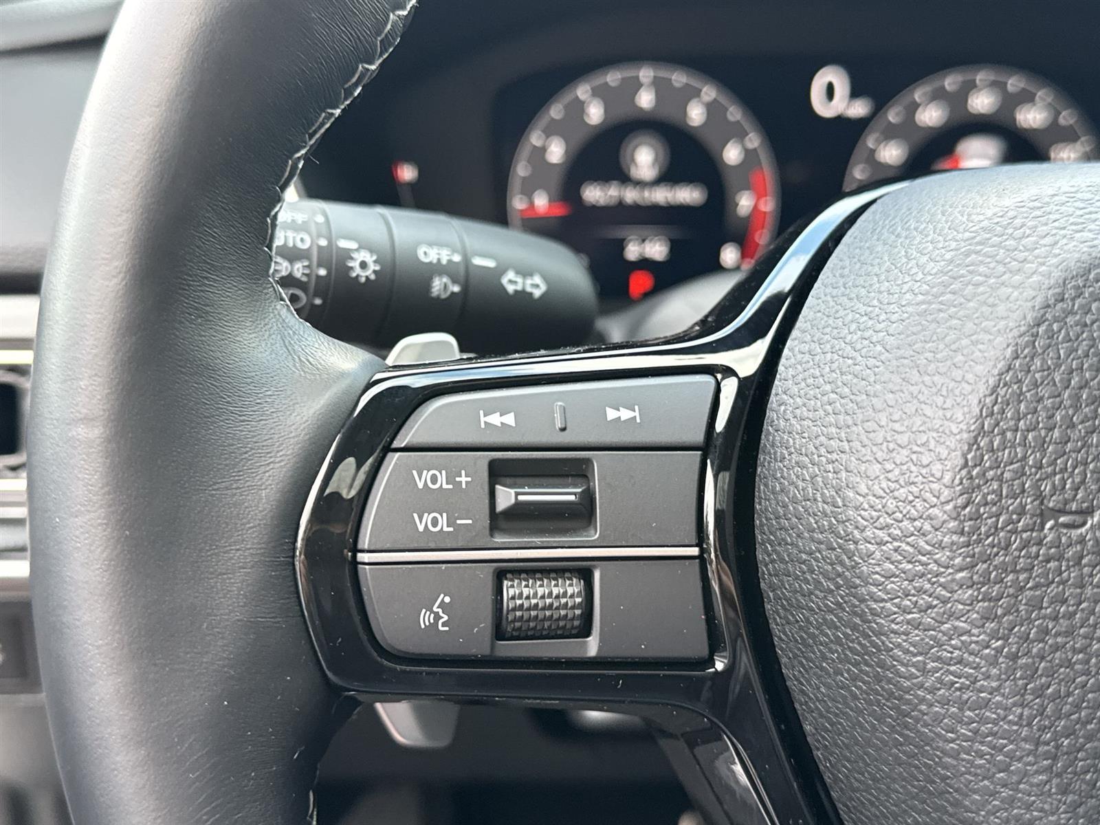 Thumbnail: 2025 Acura Integra - 20