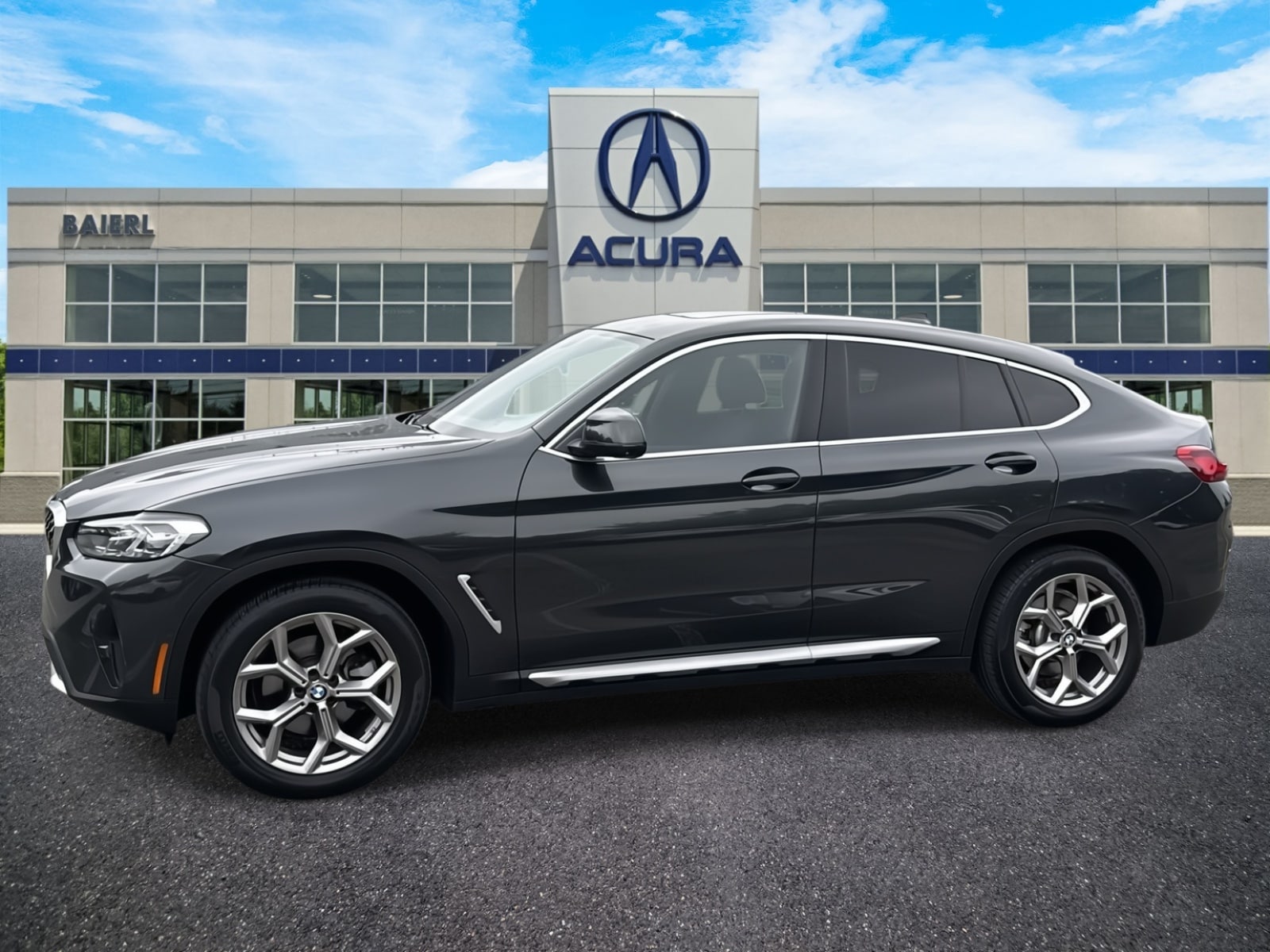 Thumbnail: 2022 BMW X4 - 2