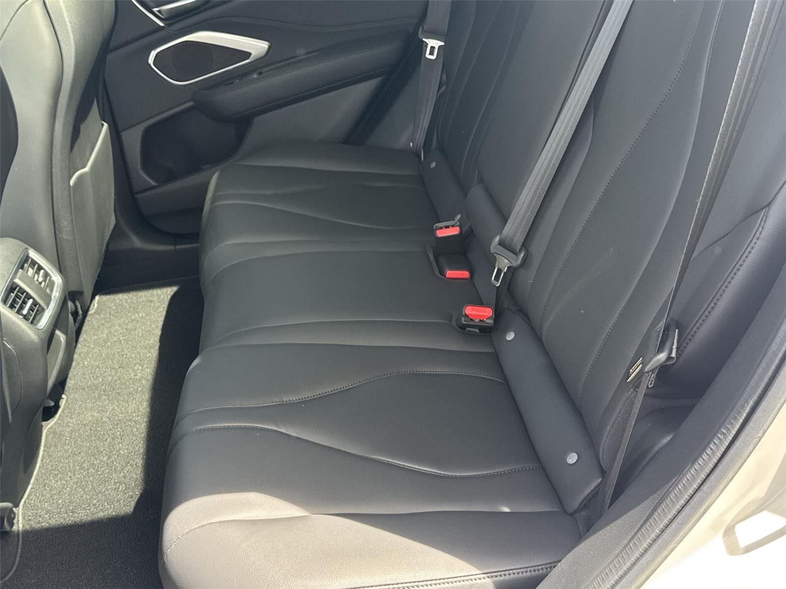 Thumbnail: 2023 Acura RDX - 15