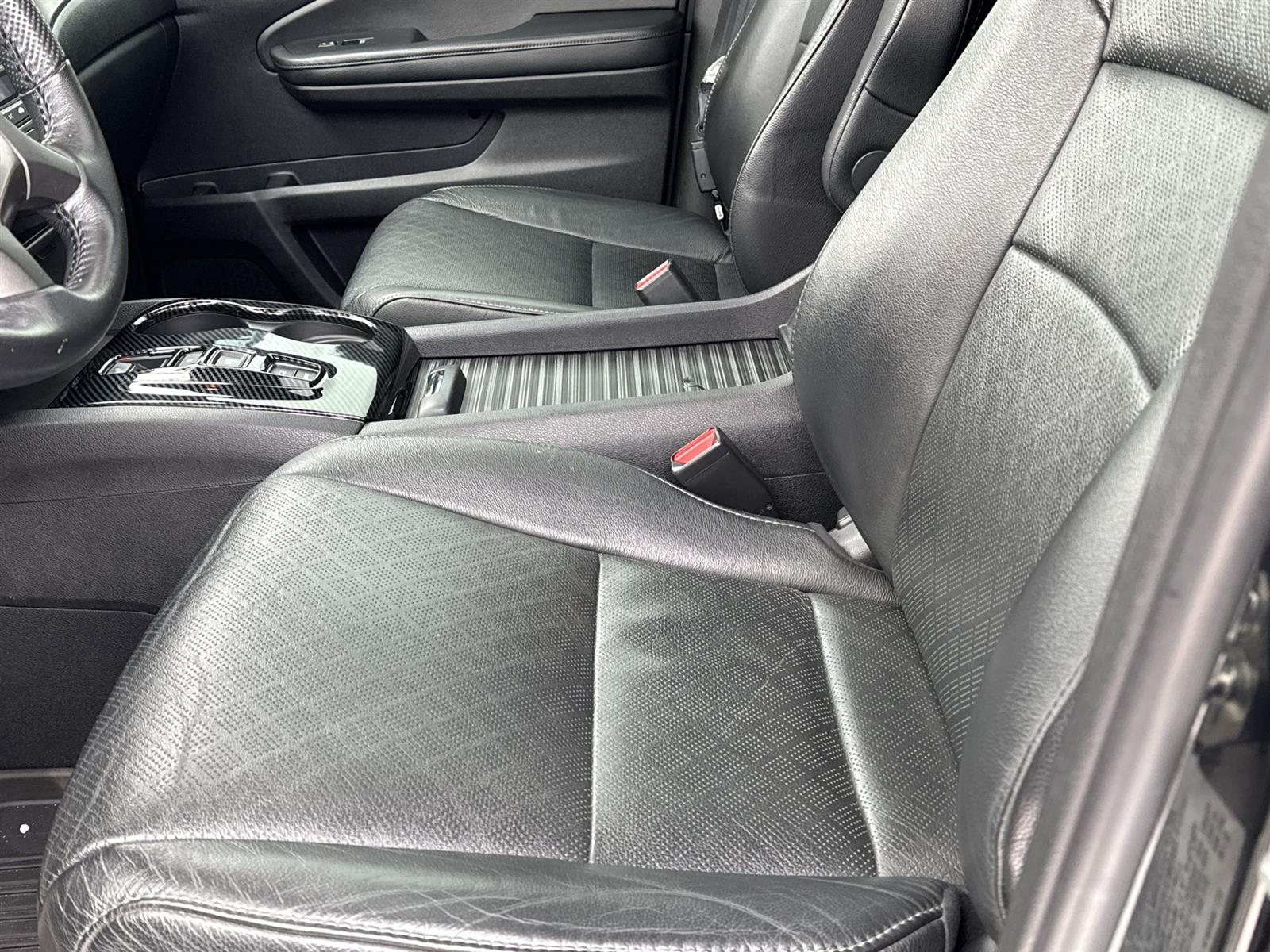 Thumbnail: 2020 Honda Passport - 11