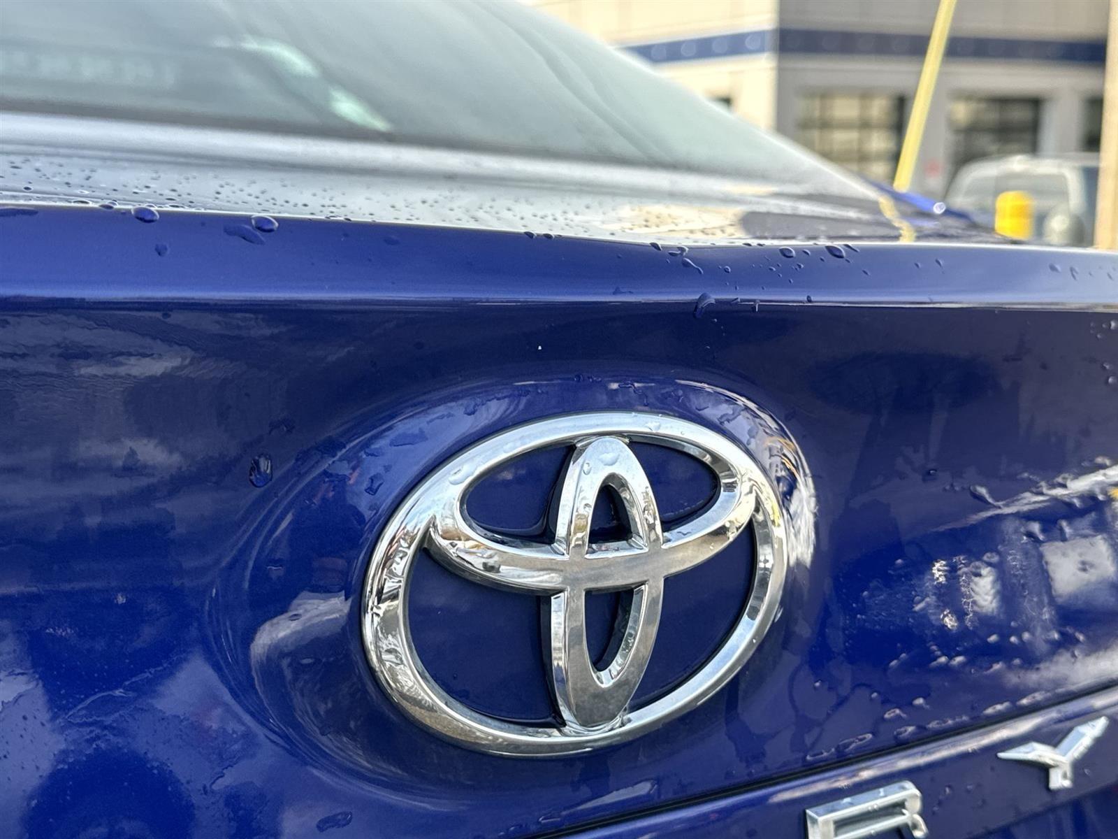 Thumbnail: 2018 Toyota Camry - 10