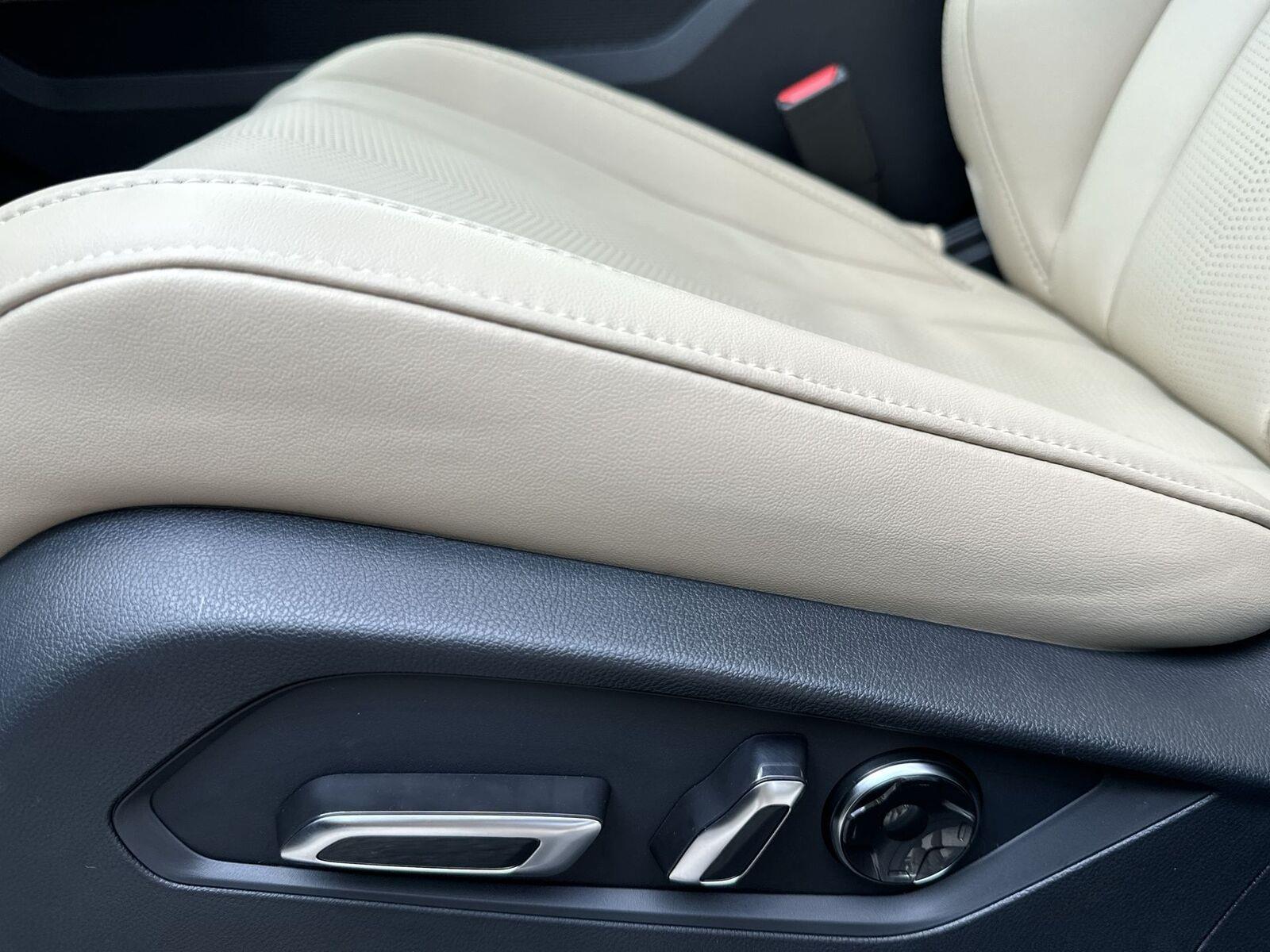 Thumbnail: 2026 Acura MDX - 14