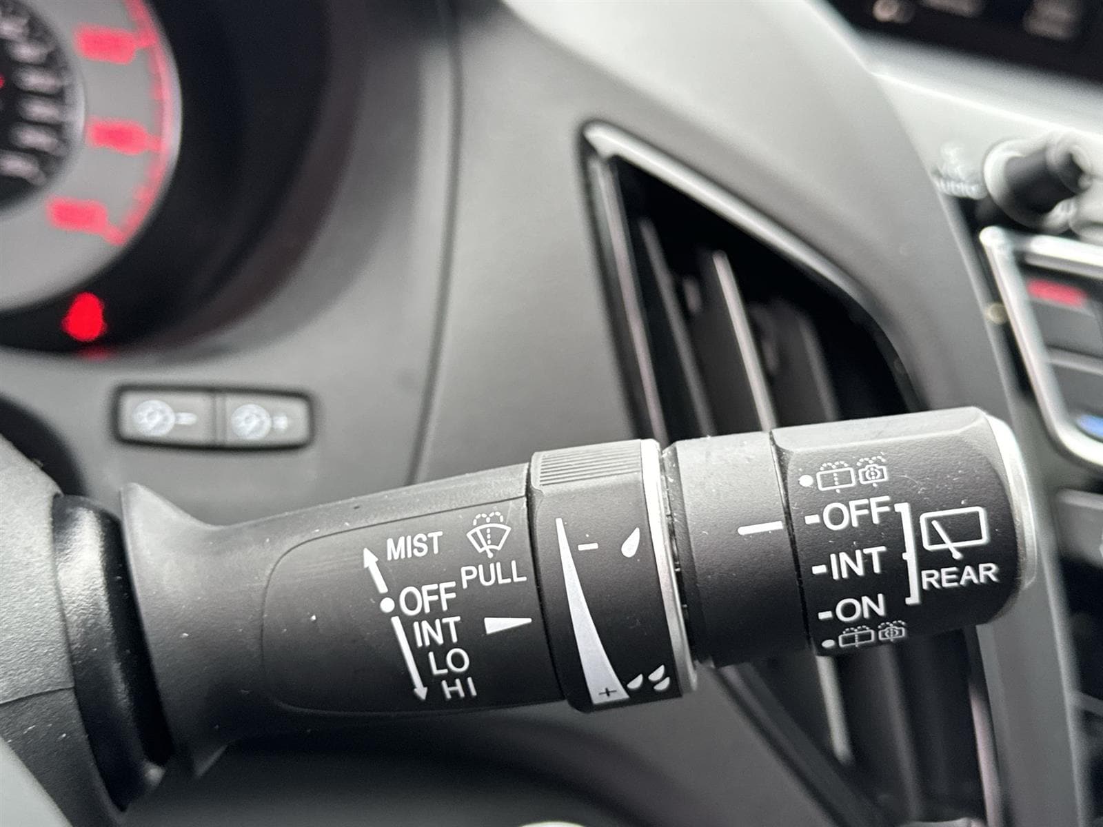 Thumbnail: 2023 Acura RDX - 21