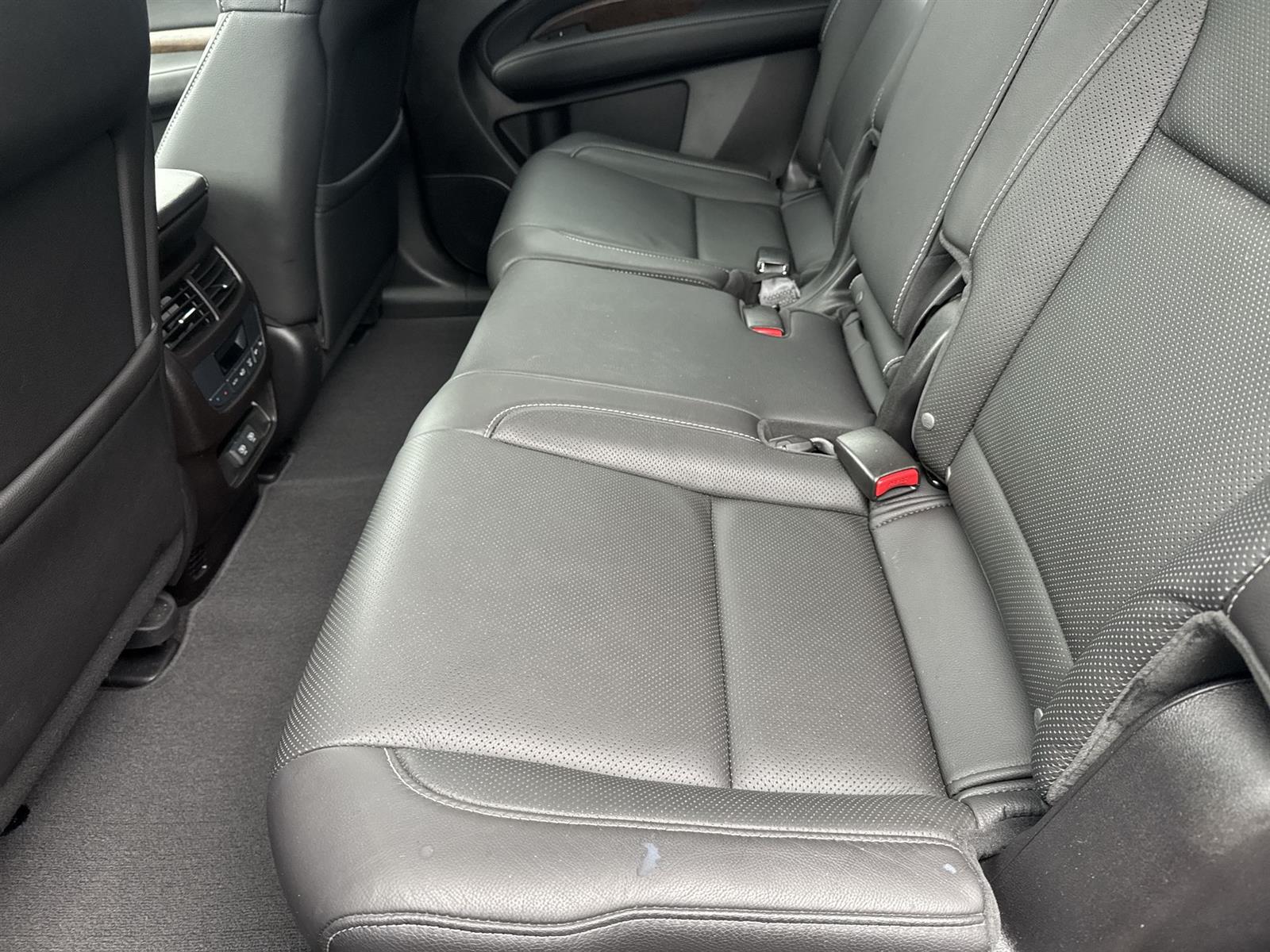 Thumbnail: 2019 Acura MDX - 16