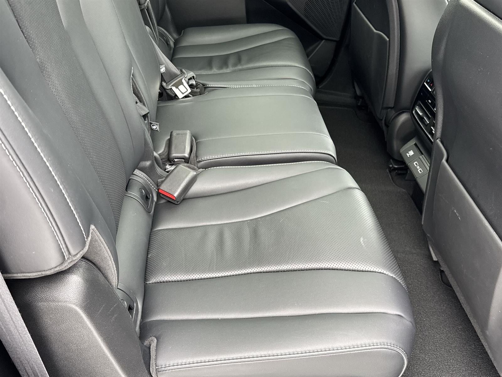 Thumbnail: 2023 Acura MDX - 17