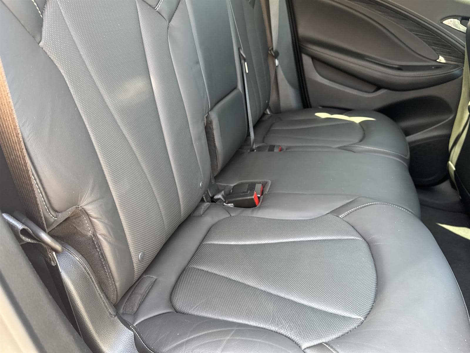 Thumbnail: 2018 Buick Envision - 16
