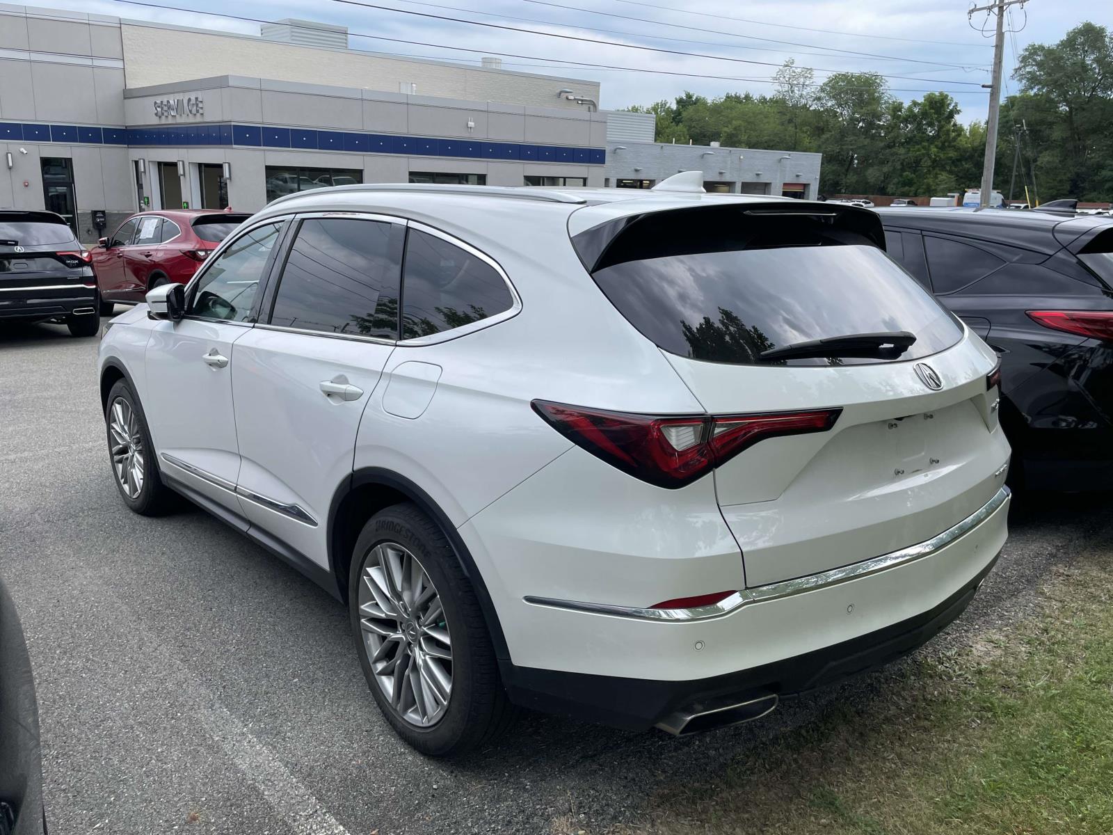 Thumbnail: 2023 Acura MDX - 6