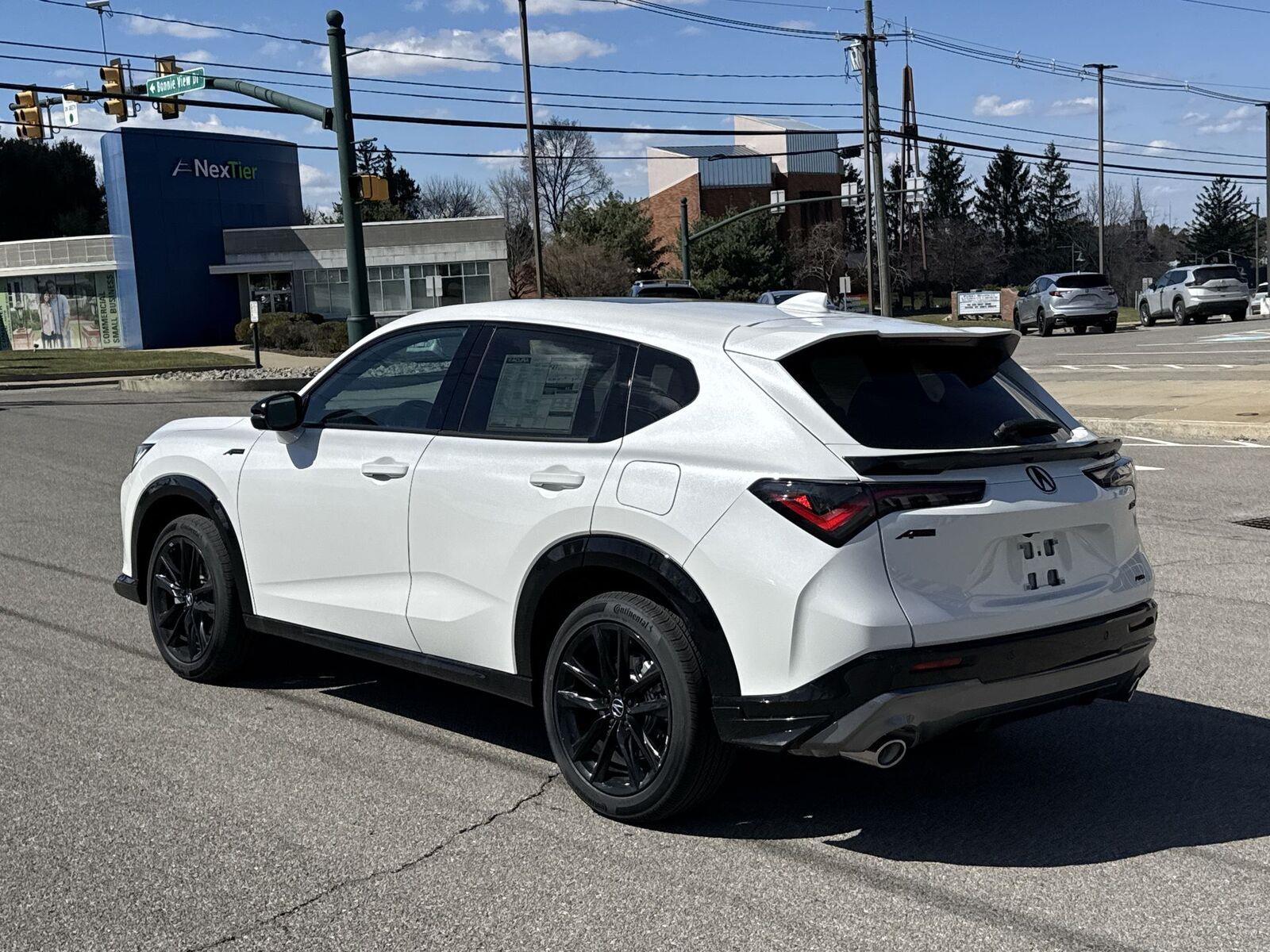 Thumbnail: 2025 Acura ADX - 3